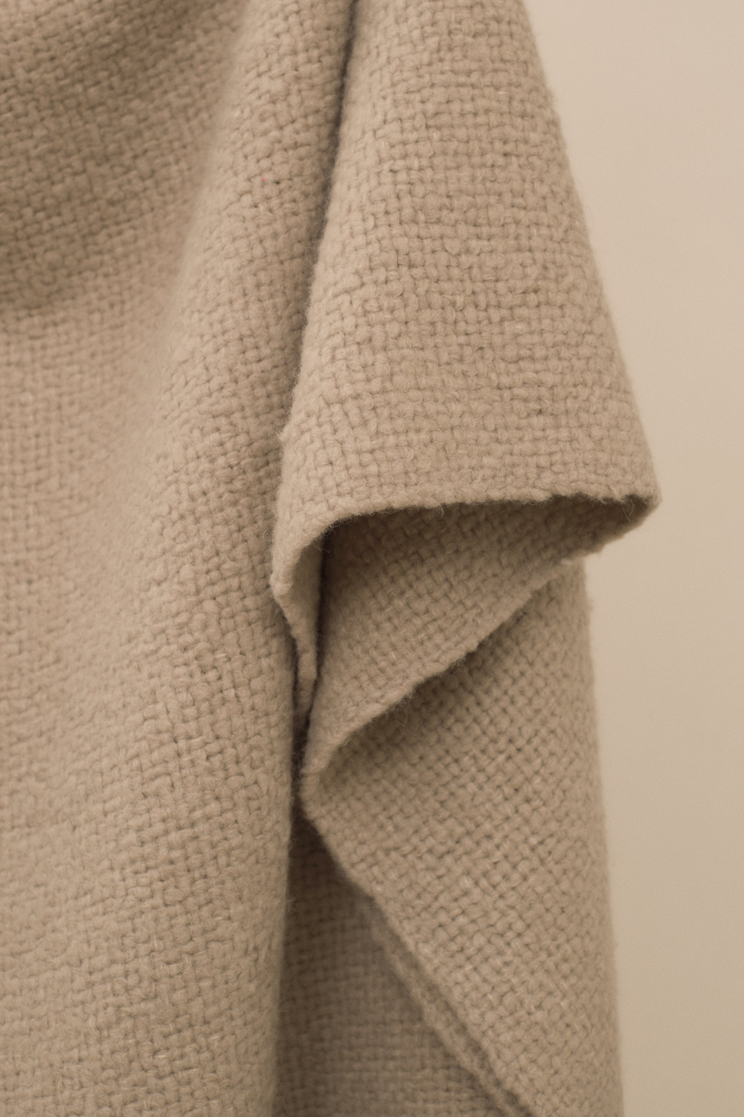 HANDWOVEN BRUSHED BLANKET