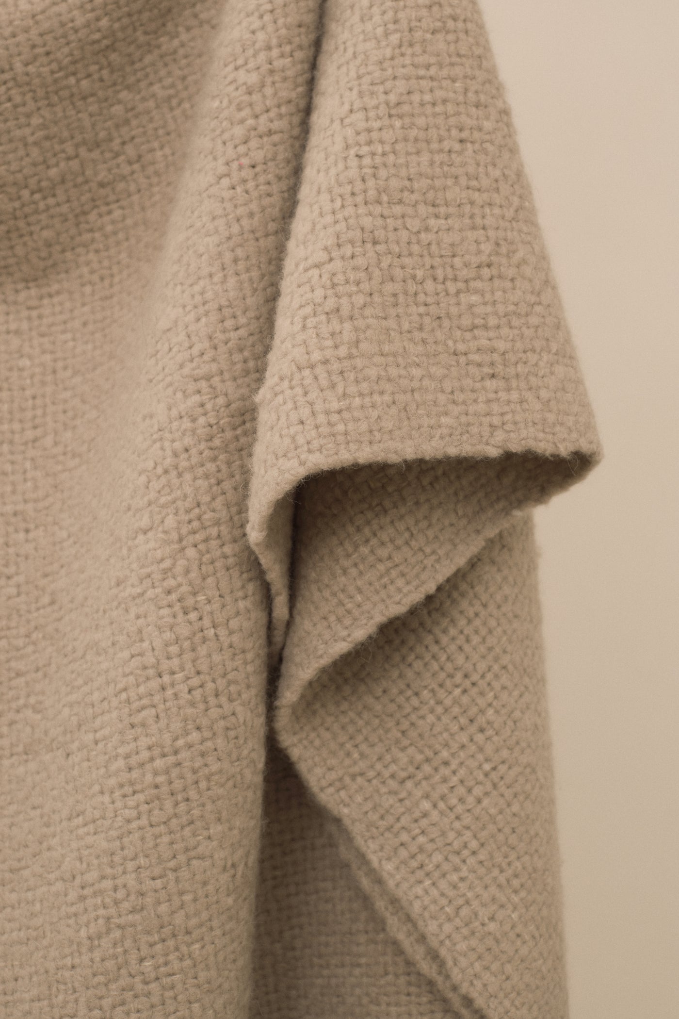 HANDWOVEN BRUSHED BLANKET