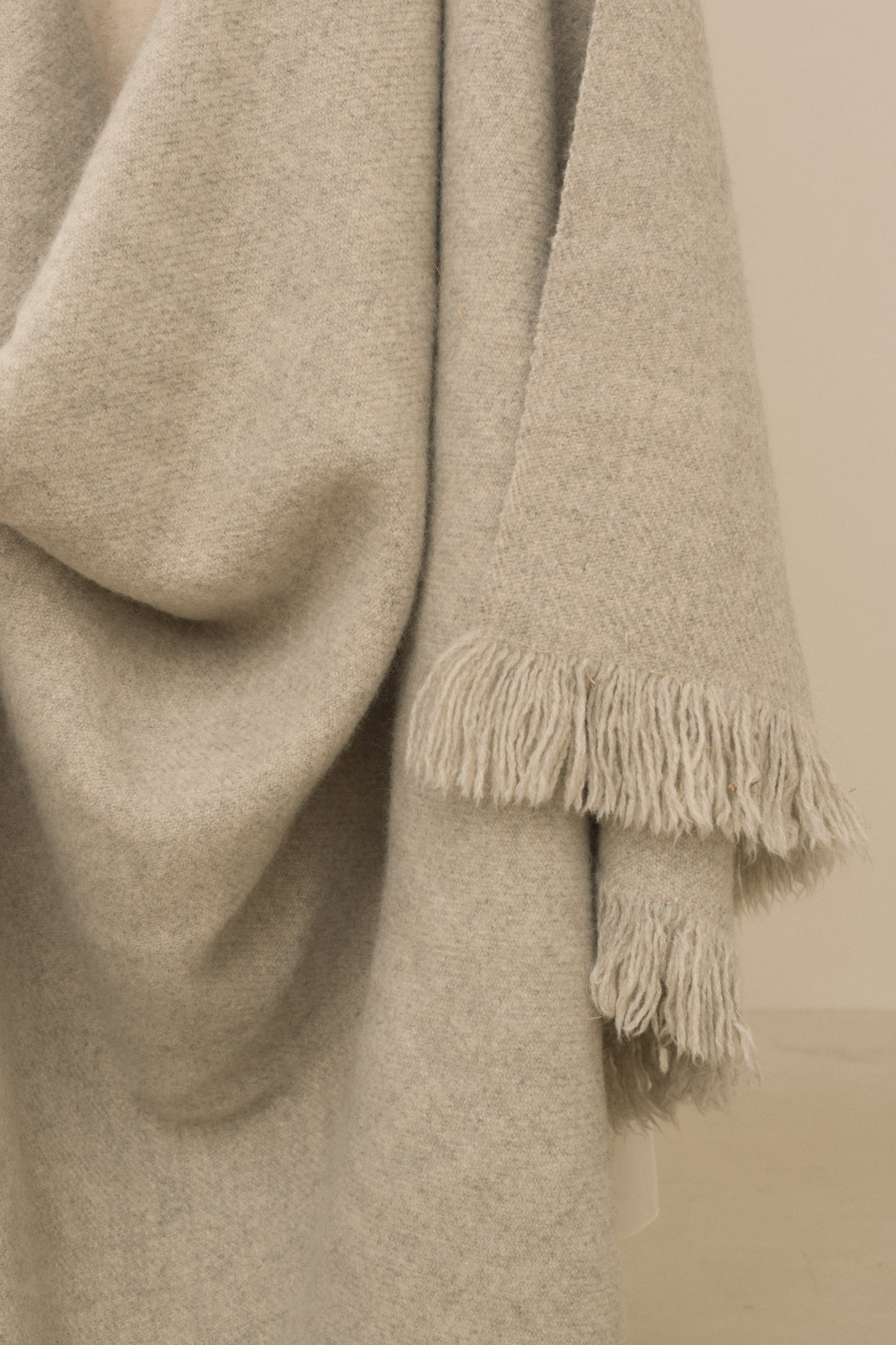 HANDWOVEN BED THROW