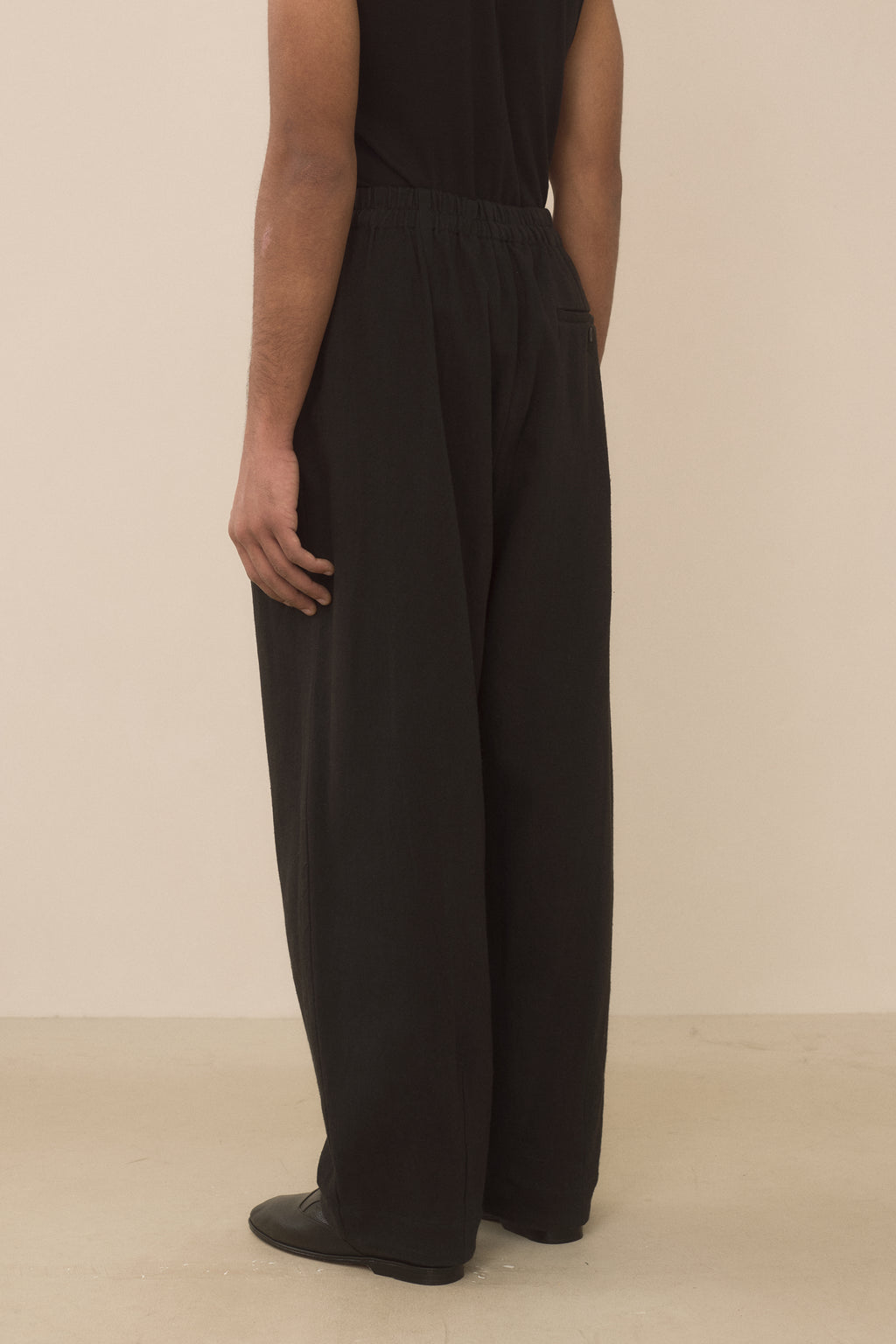 MATTE PANTS