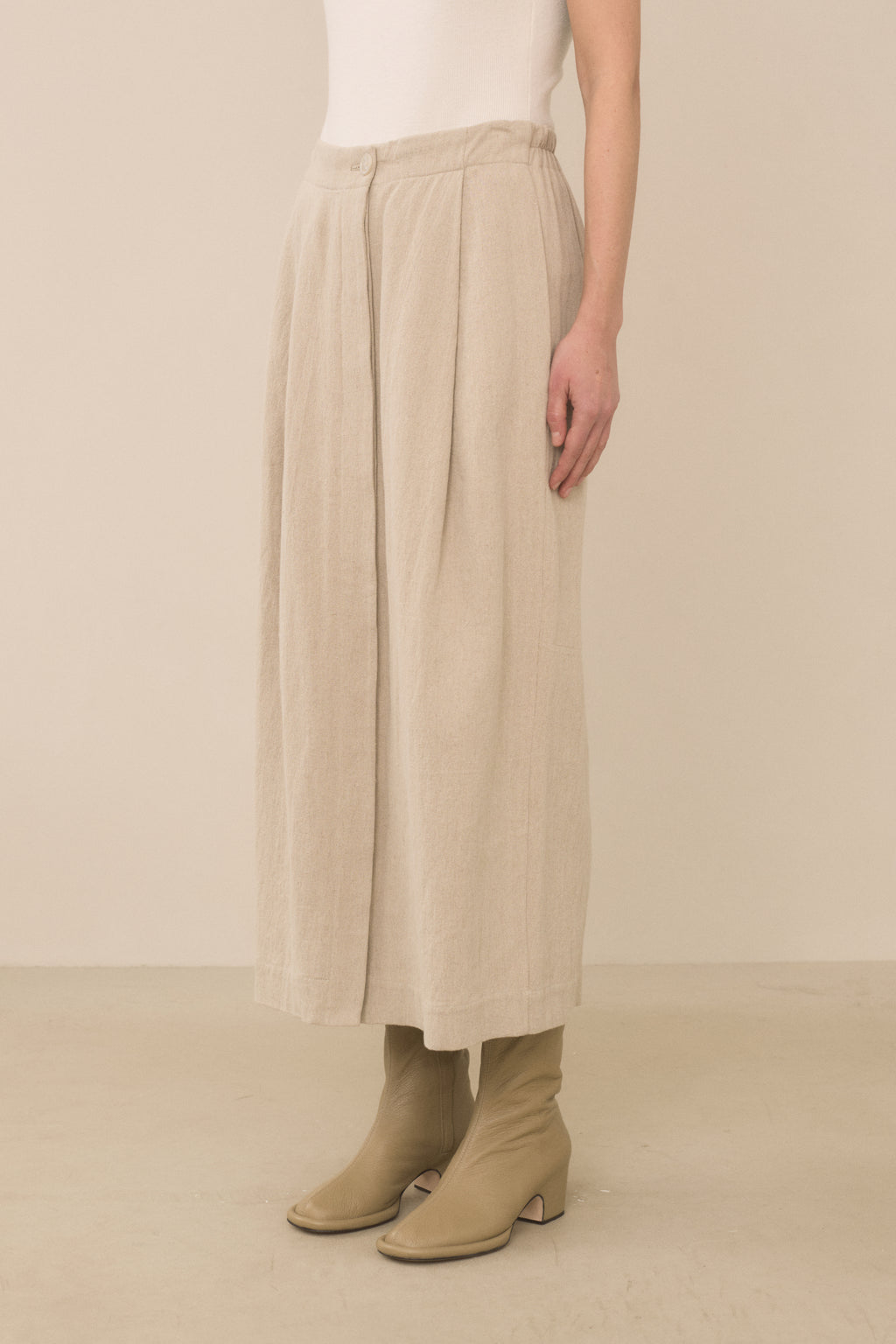 MATTE SKIRT