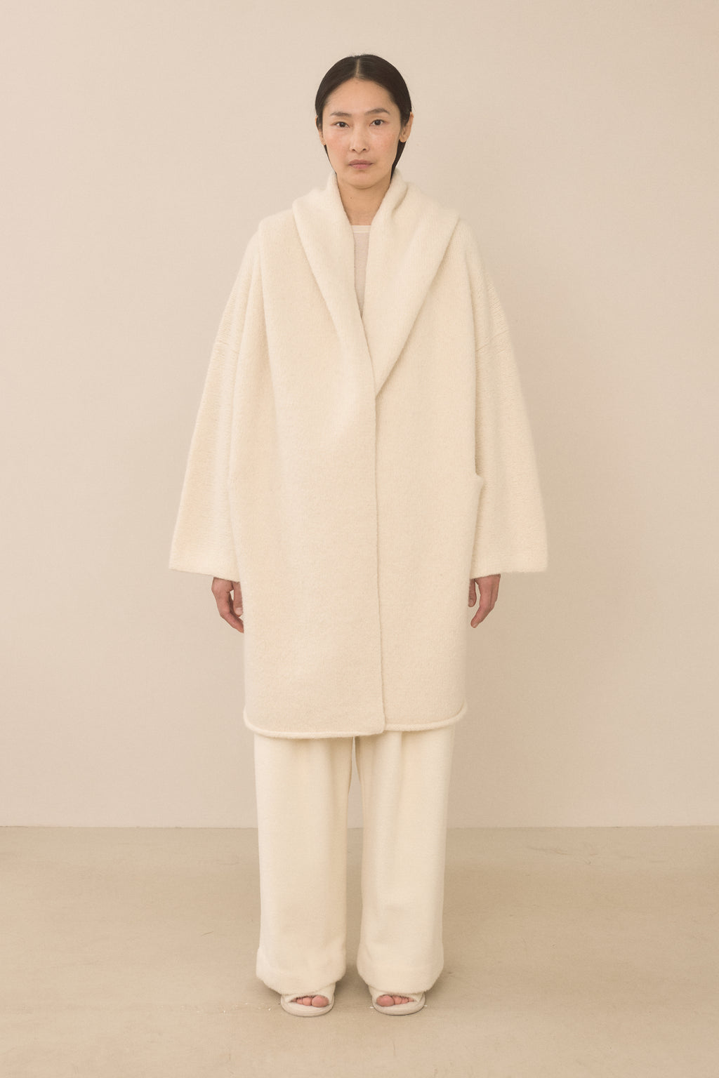 CAPOTE COAT