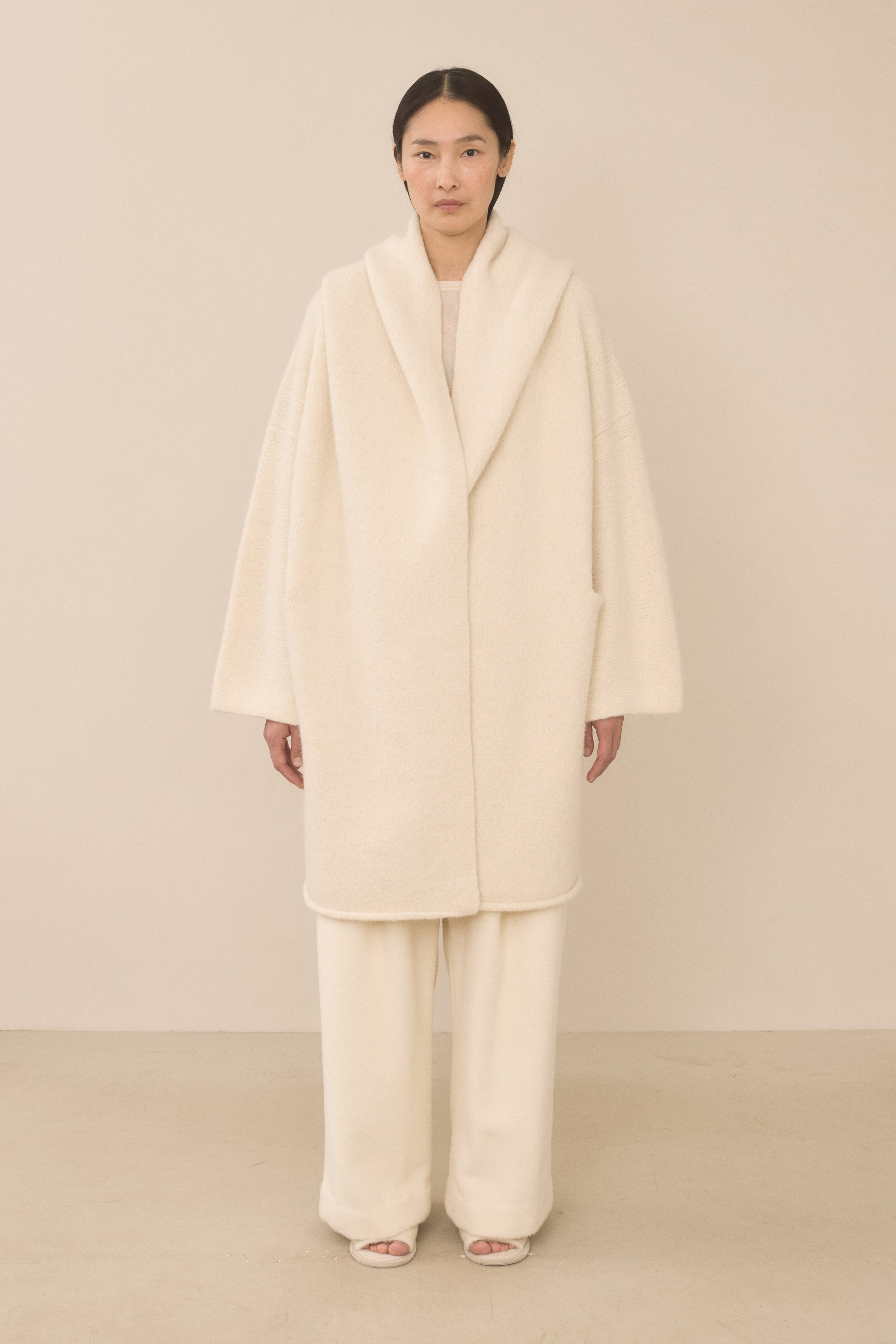 CAPOTE COAT