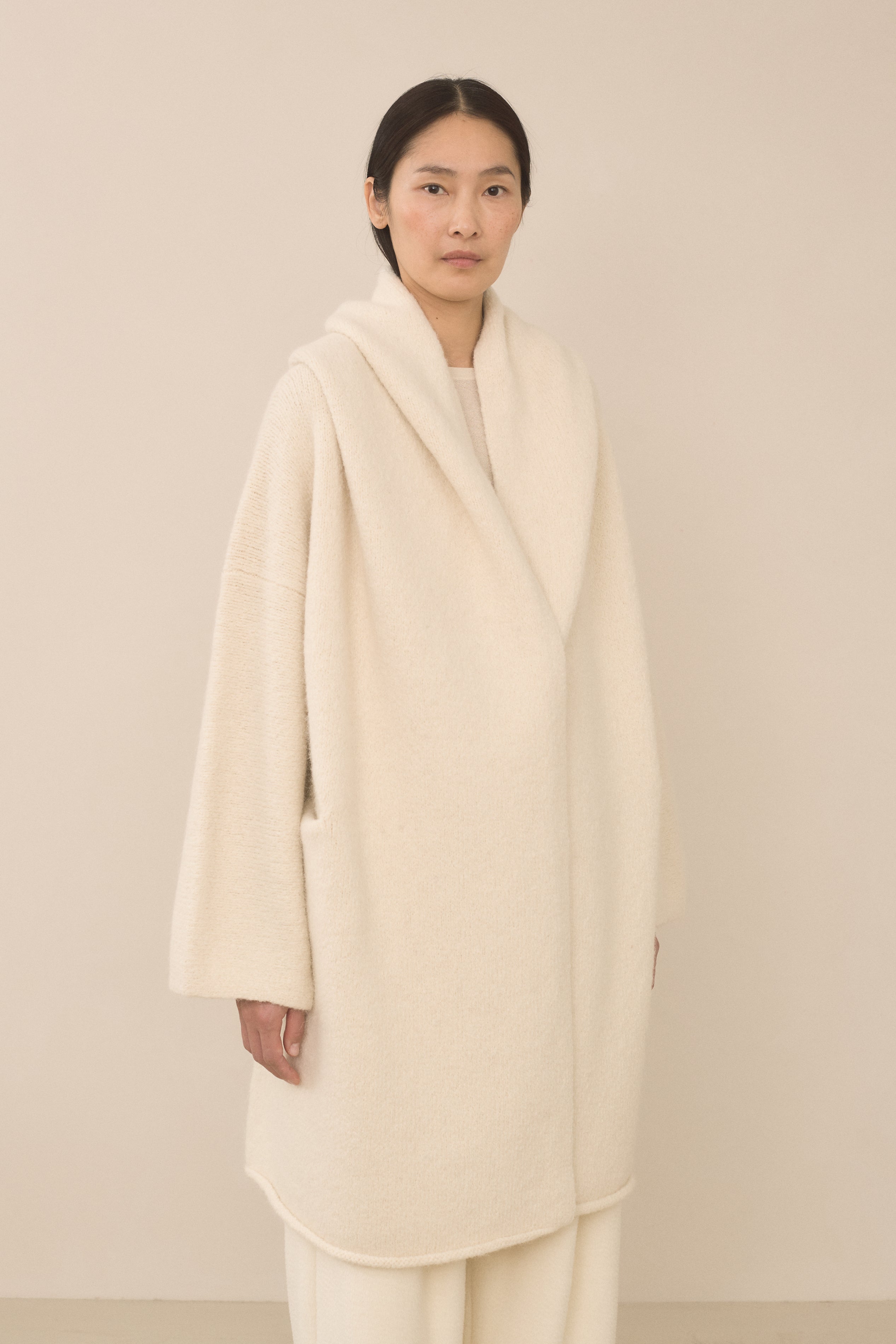CAPOTE COAT