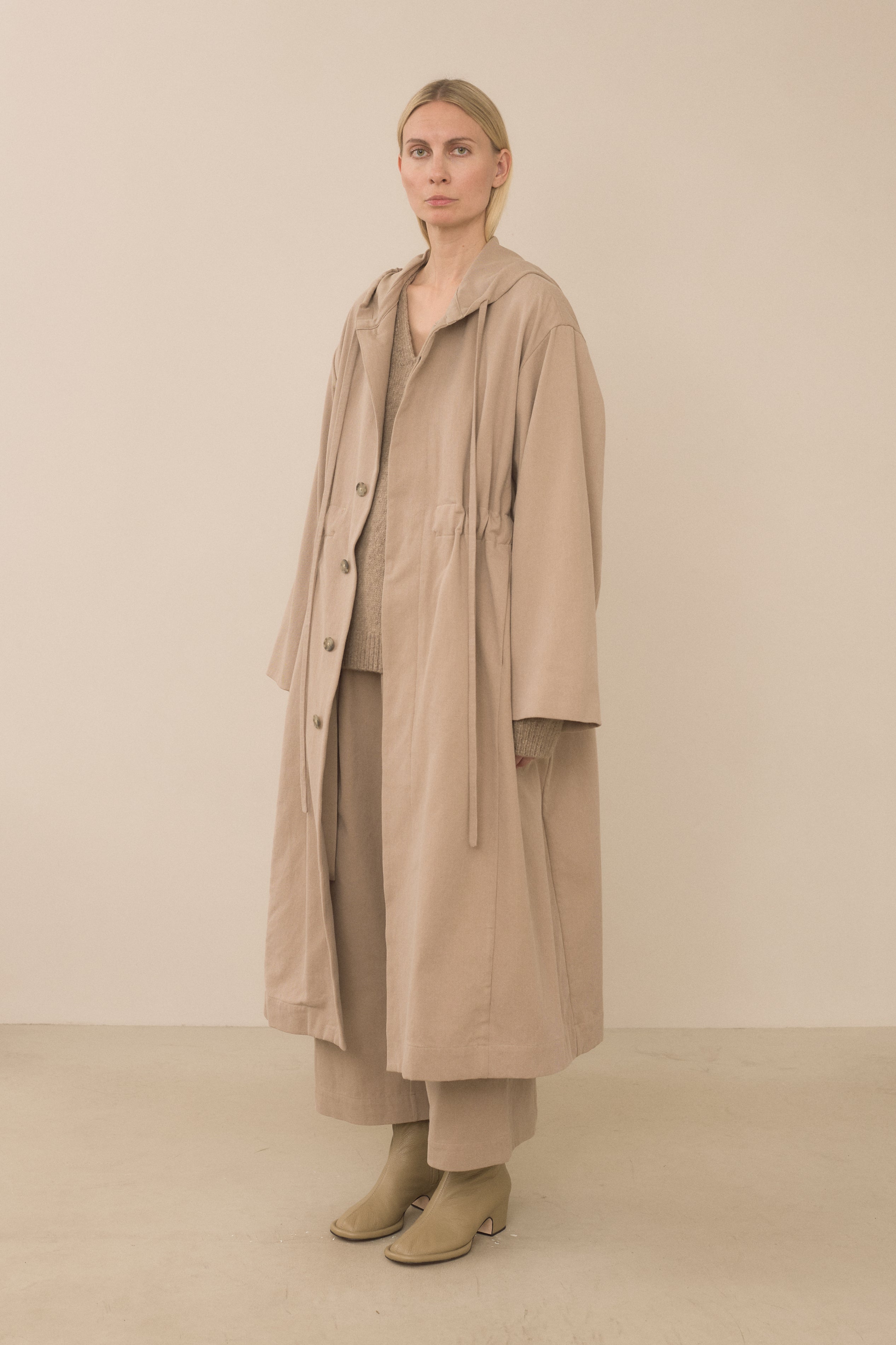HOOD TRENCH