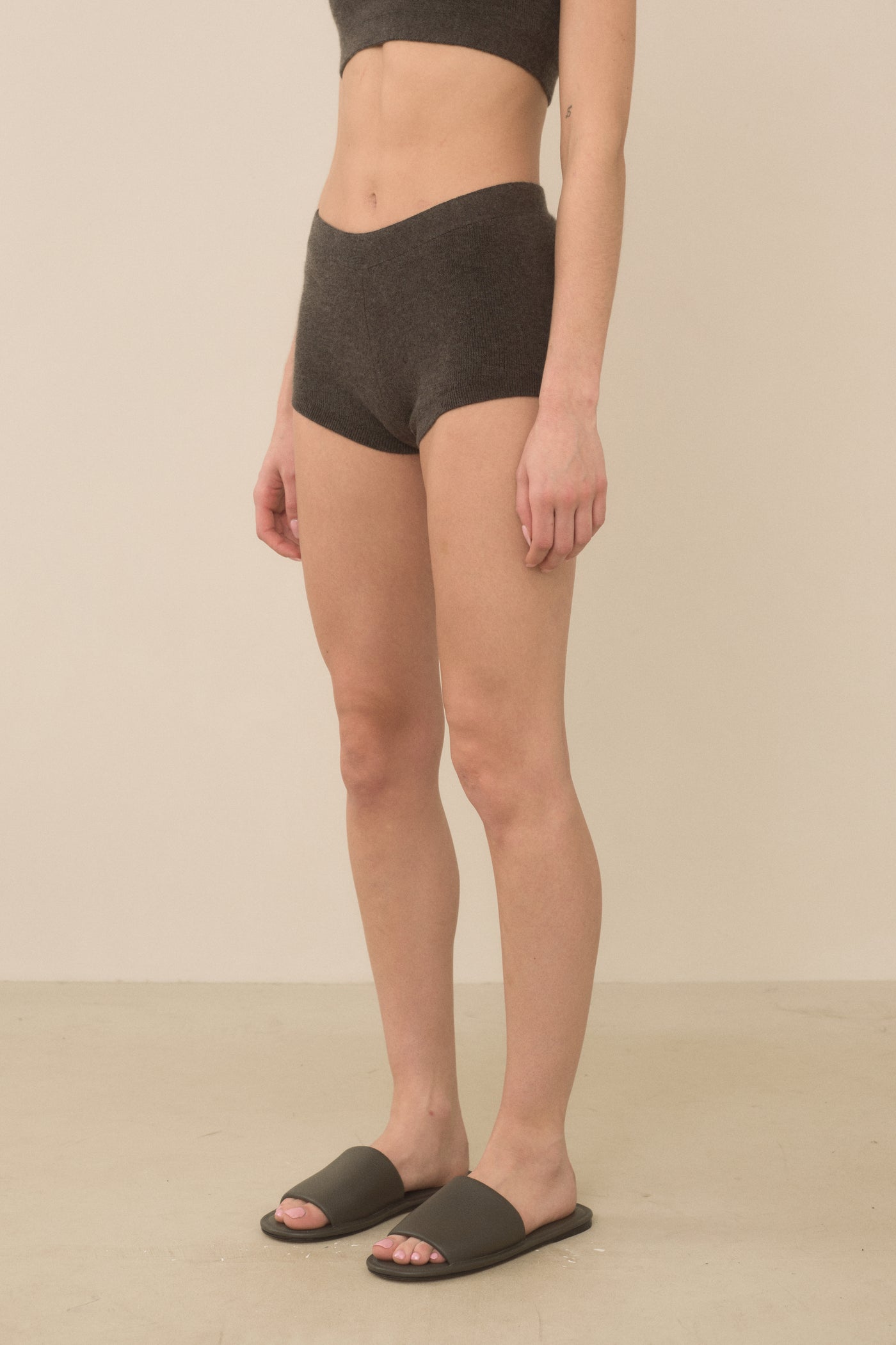 SOFT RIB SHORTS