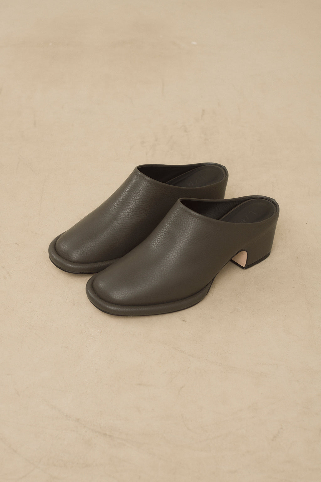 SOFT ARCH MULE