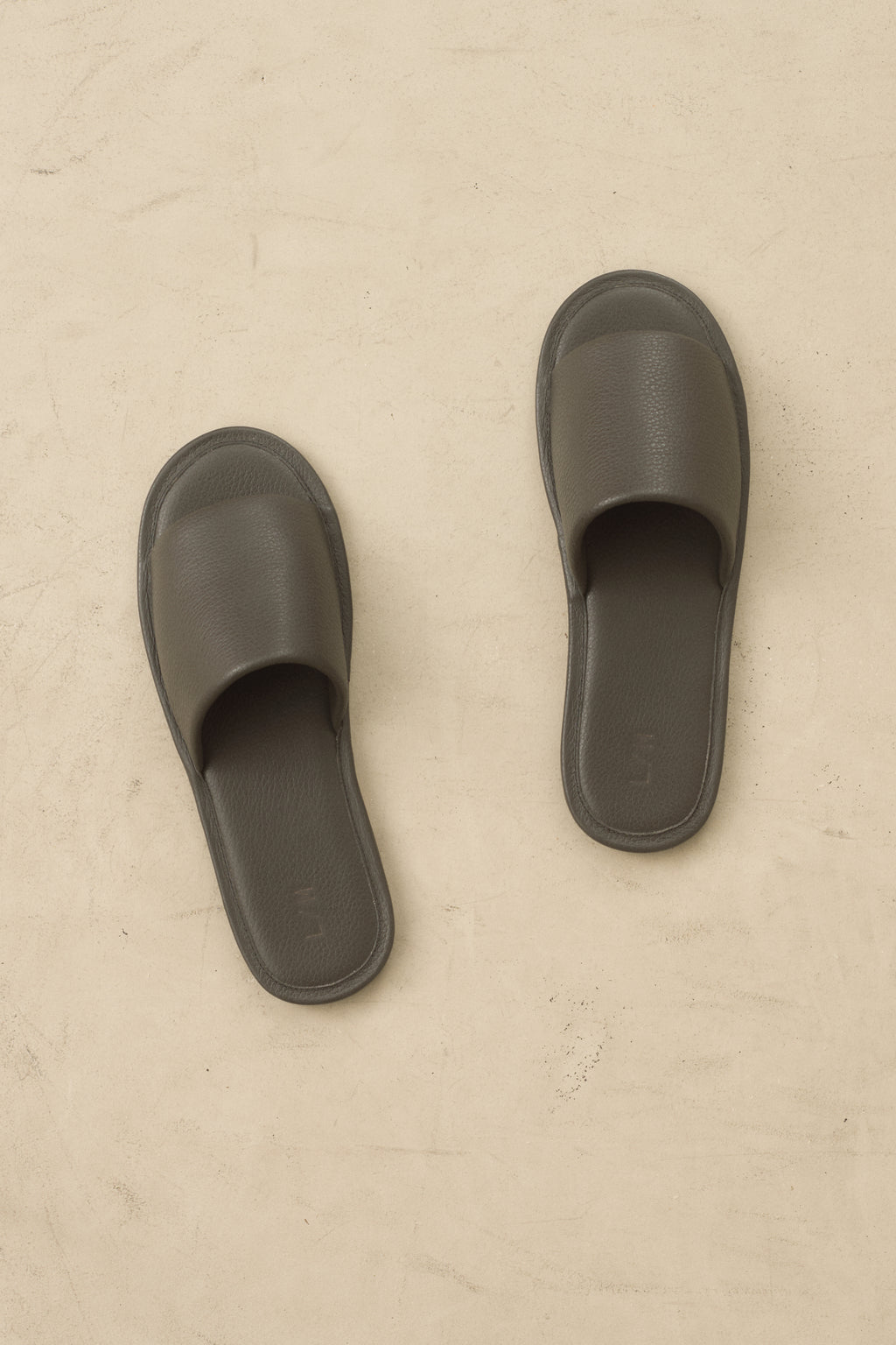 SOFT SLIPPER