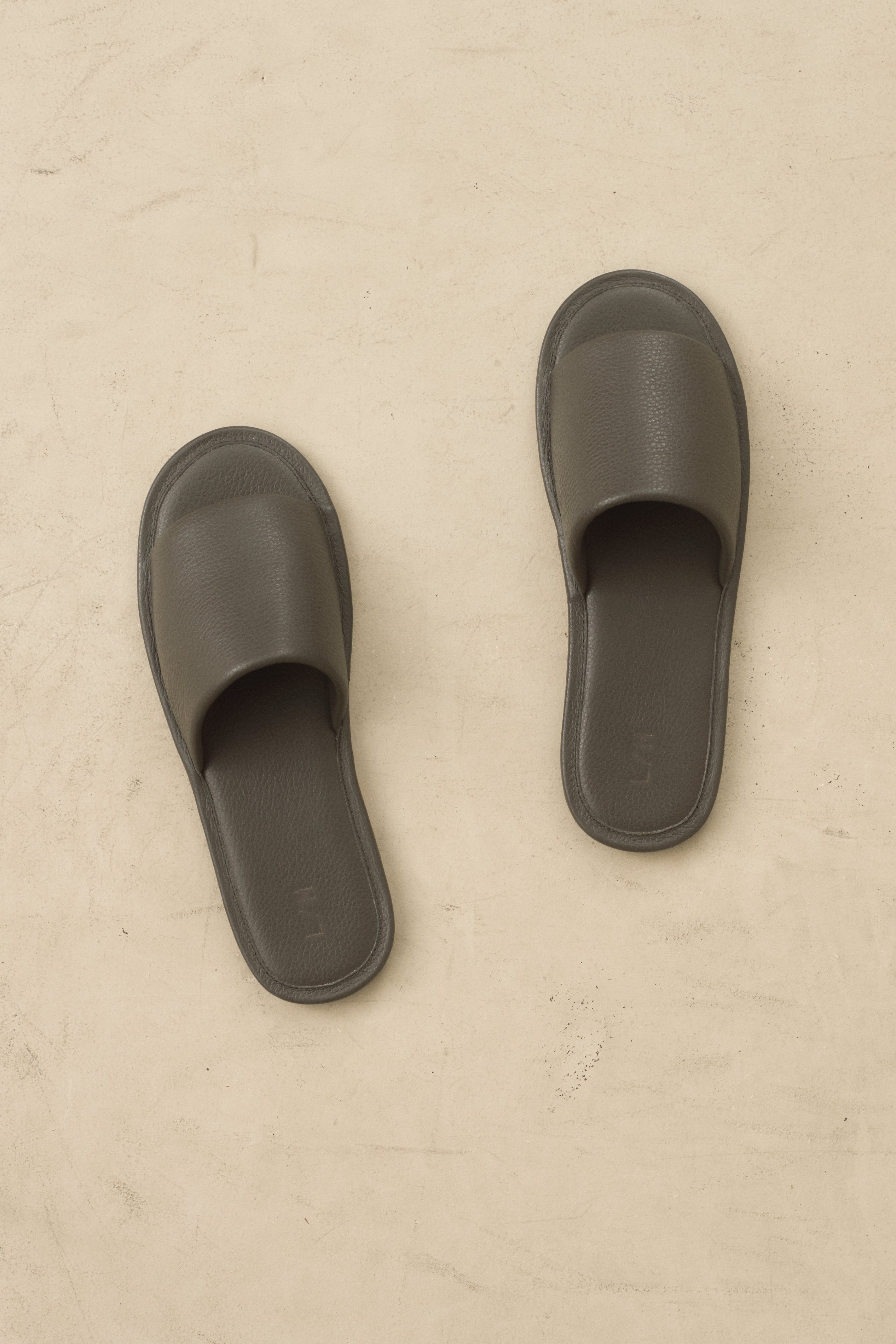 SOFT SLIPPER