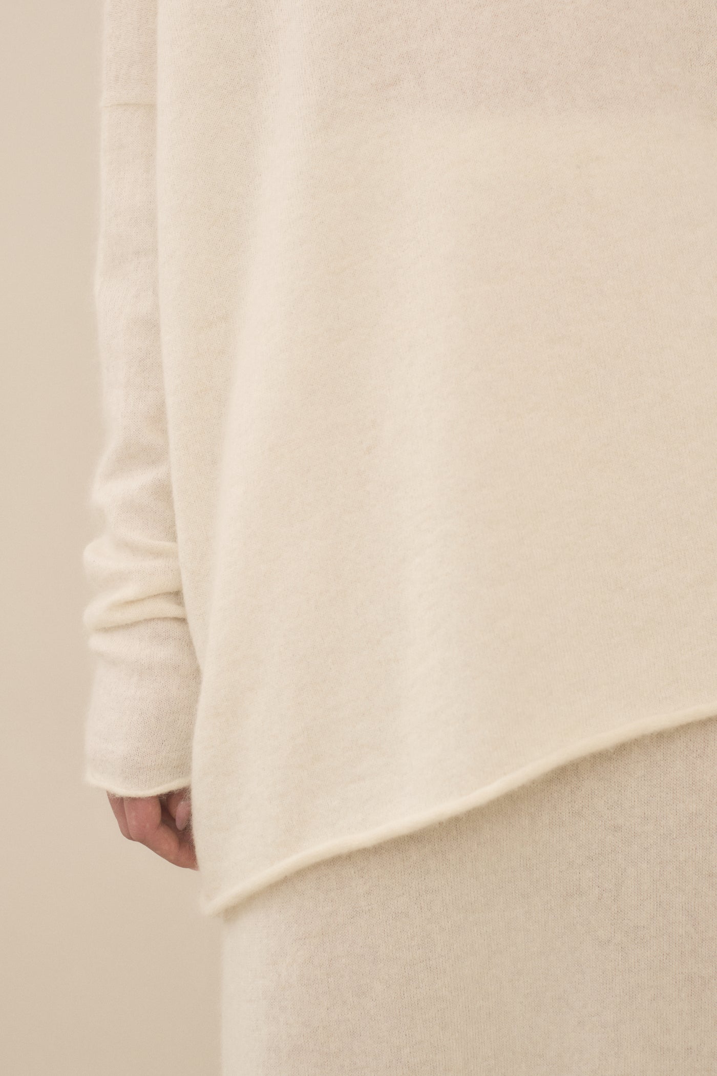 ASKEW BOATNECK
