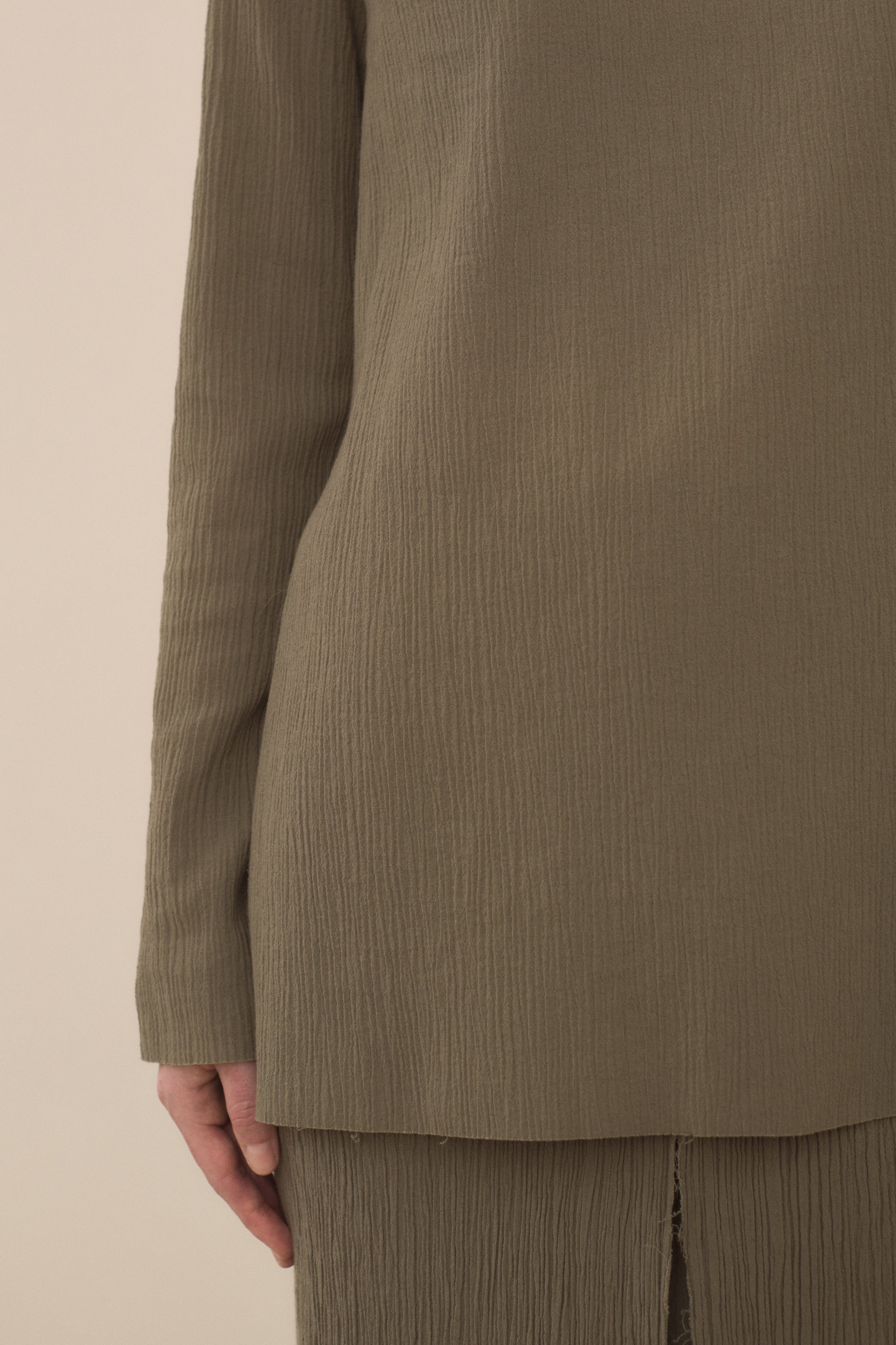 RAW APRON TOP