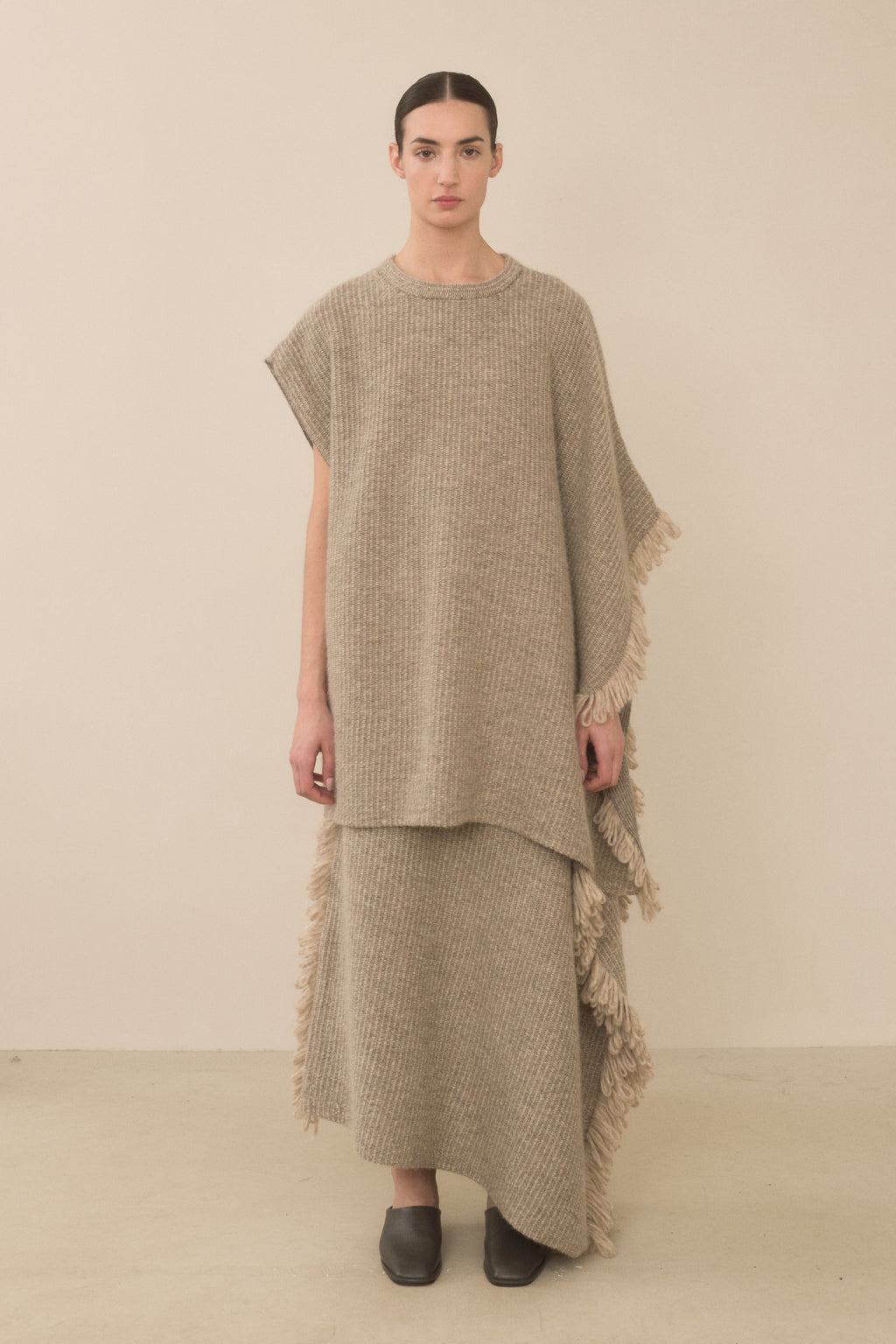 KNITWEAVE GILET