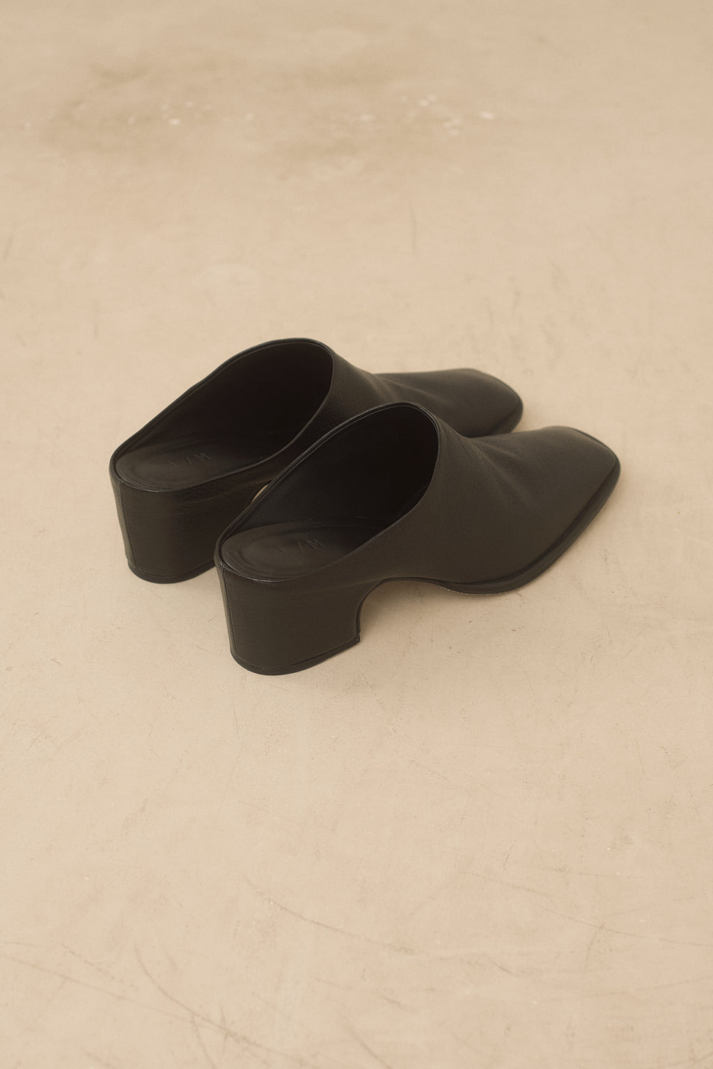 SQUARE ARCH MULE