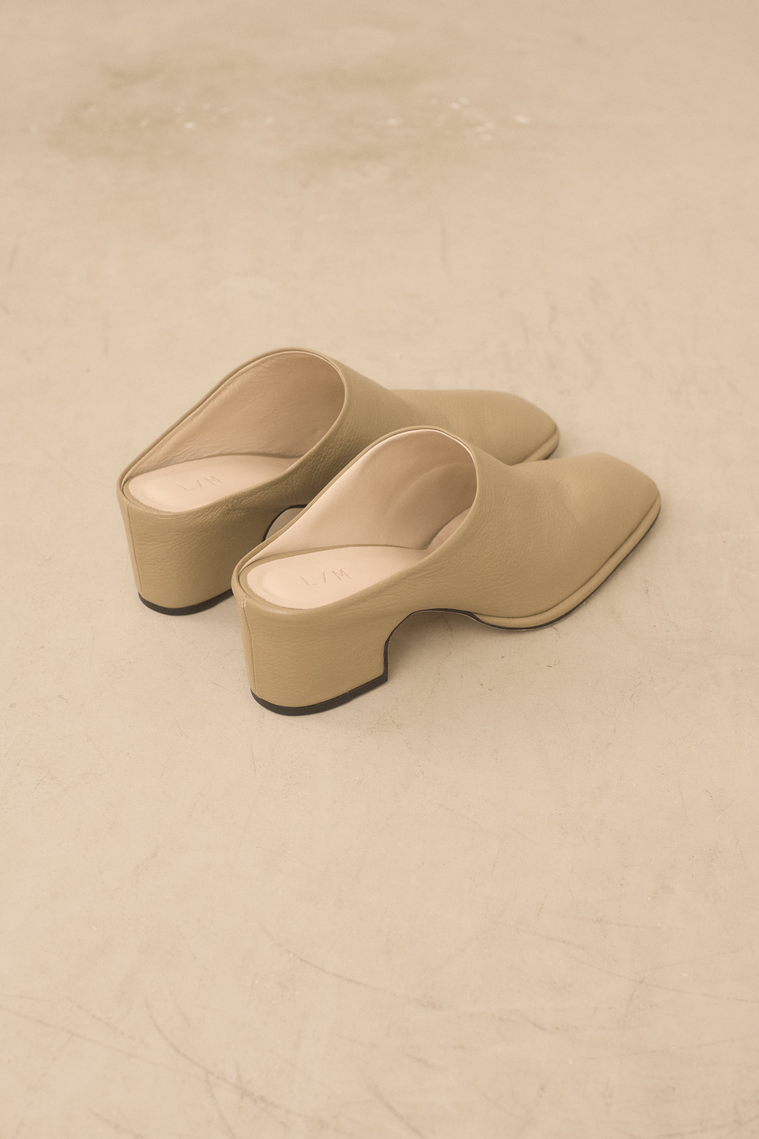 SQUARE ARCH MULE
