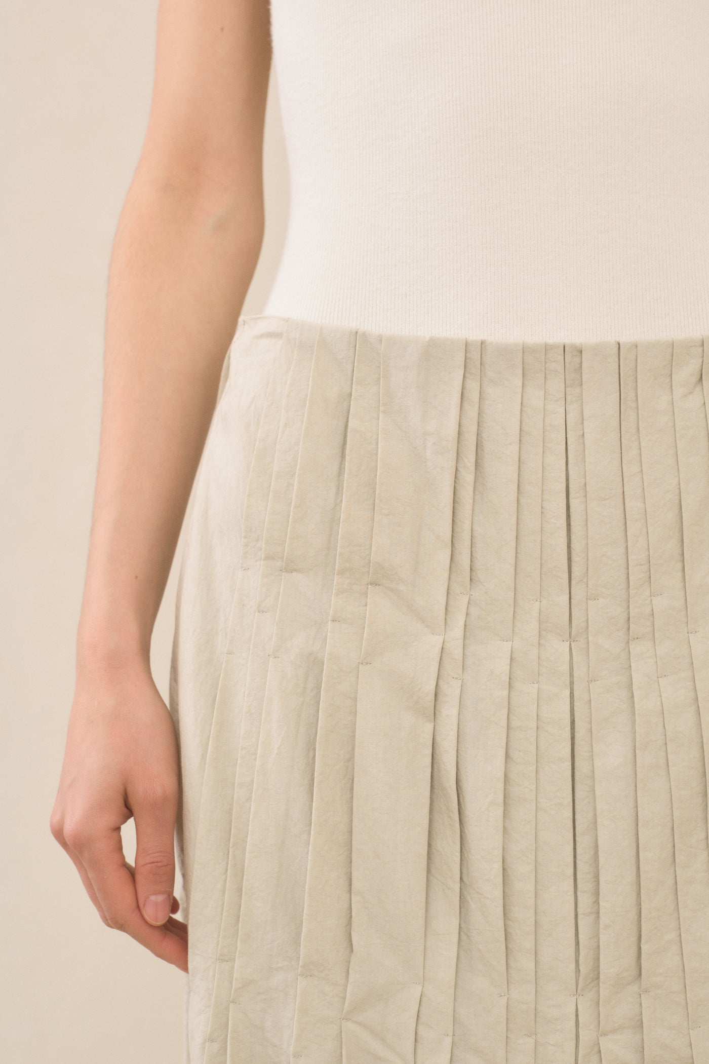 HAND PLEAT SKIRT