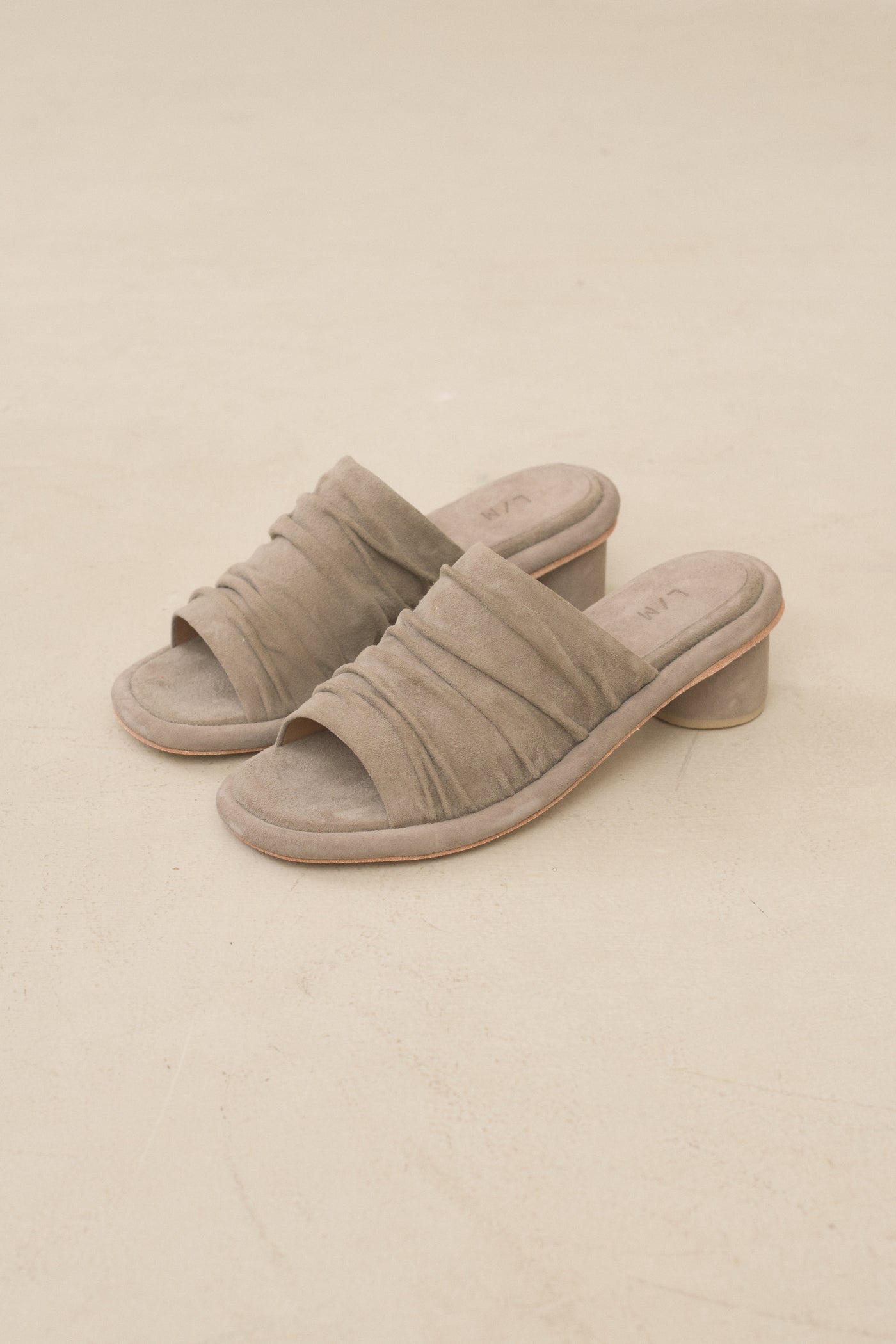 SUEDE RUCHE SLIDE