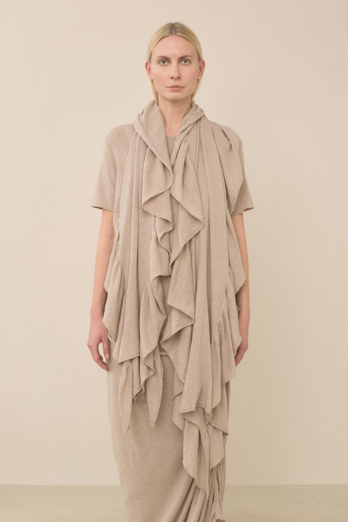 RUFFLE WRAP