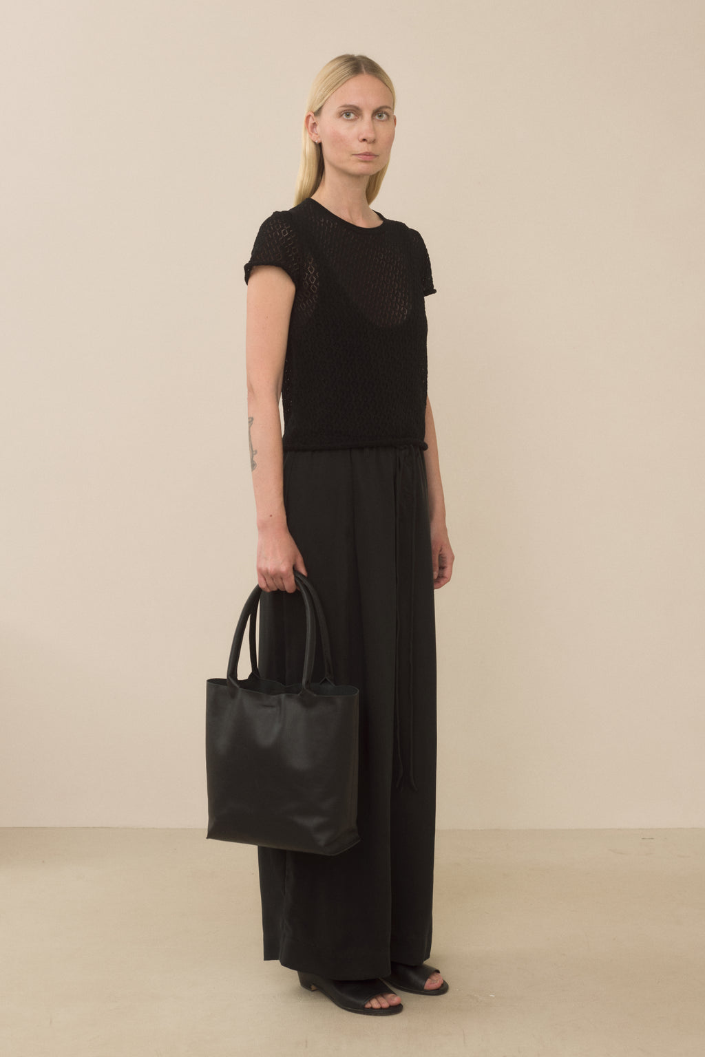 BASE TOTE