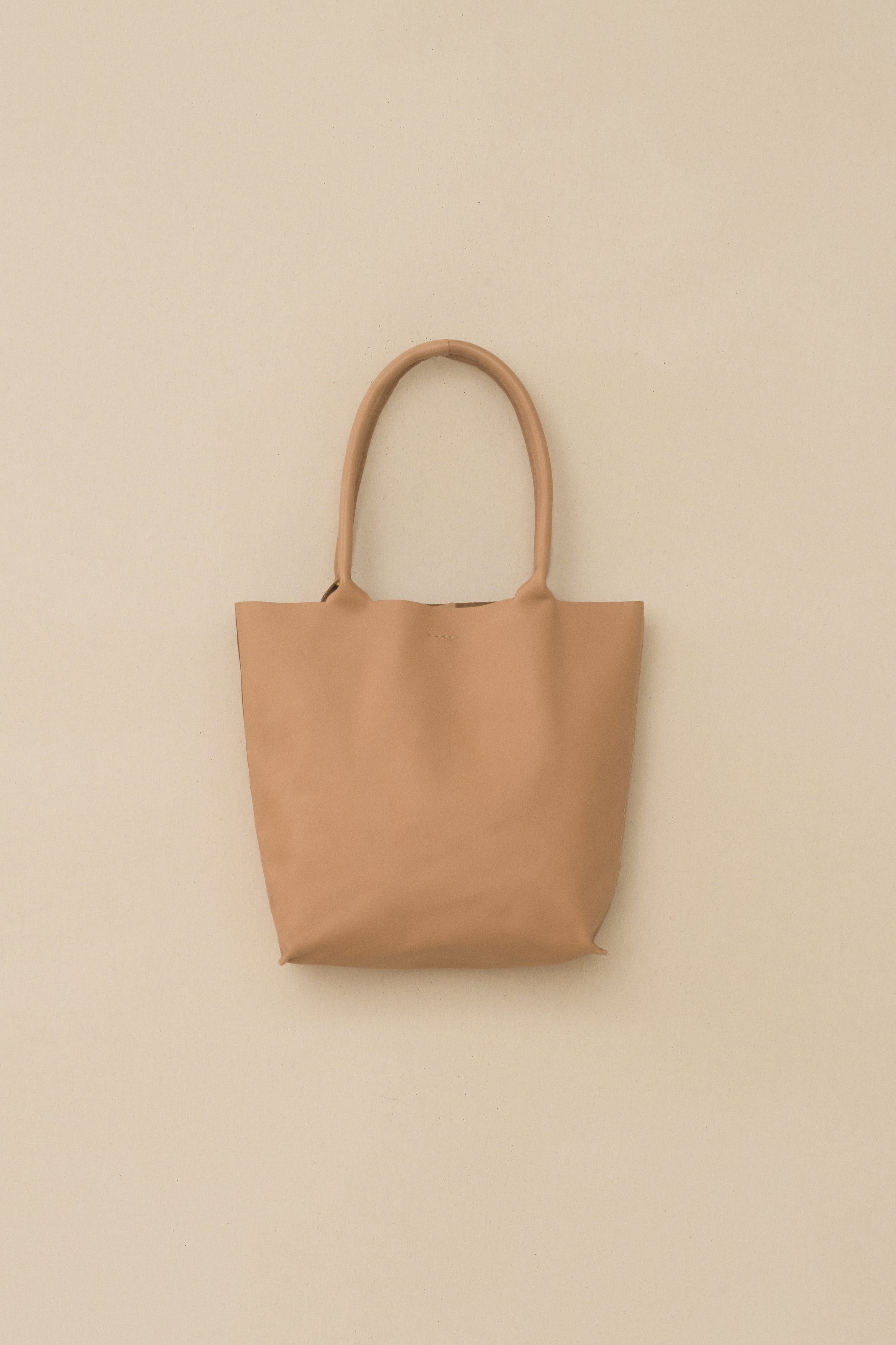 BASE TOTE