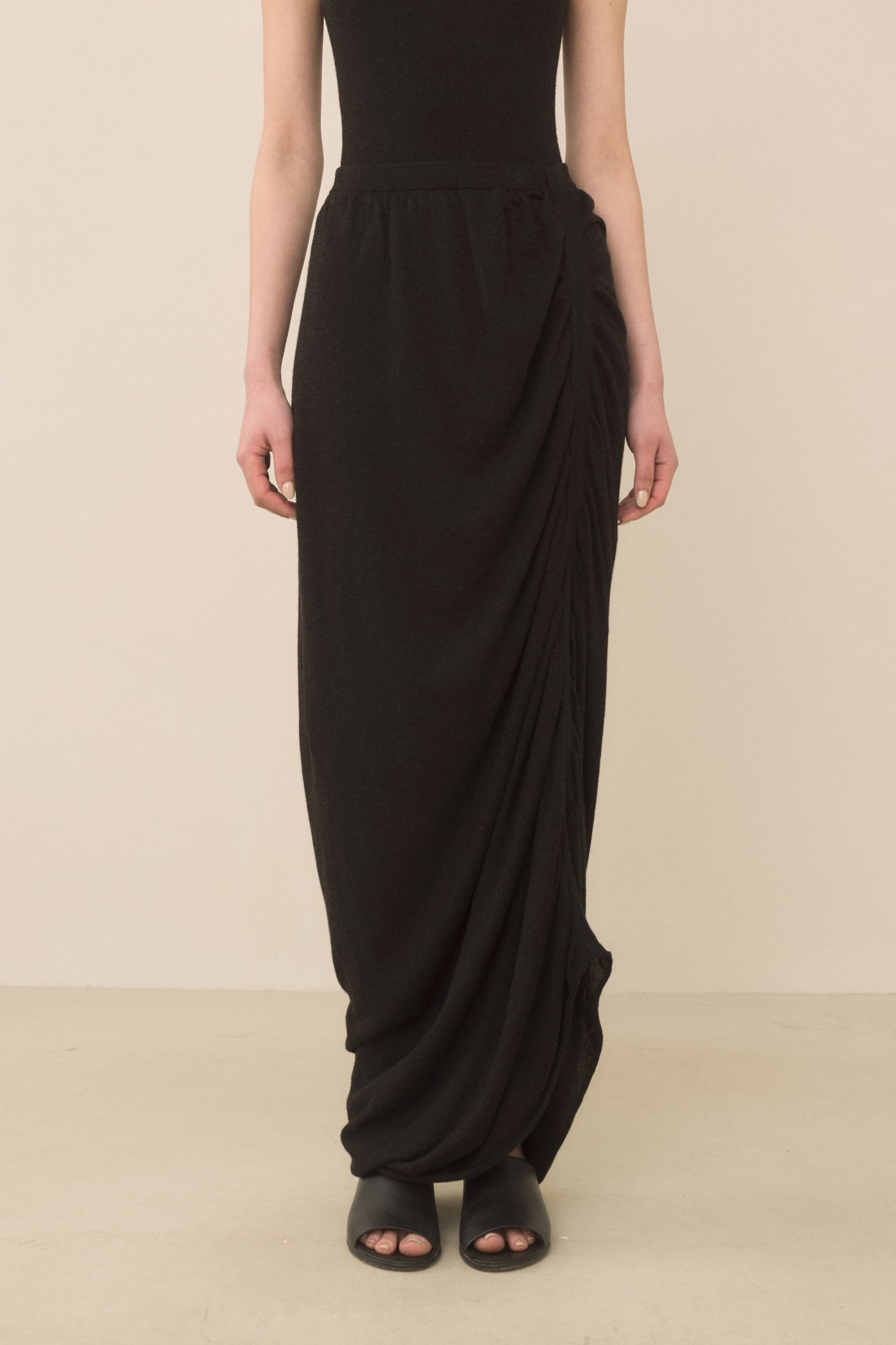 DRAPE SKIRT