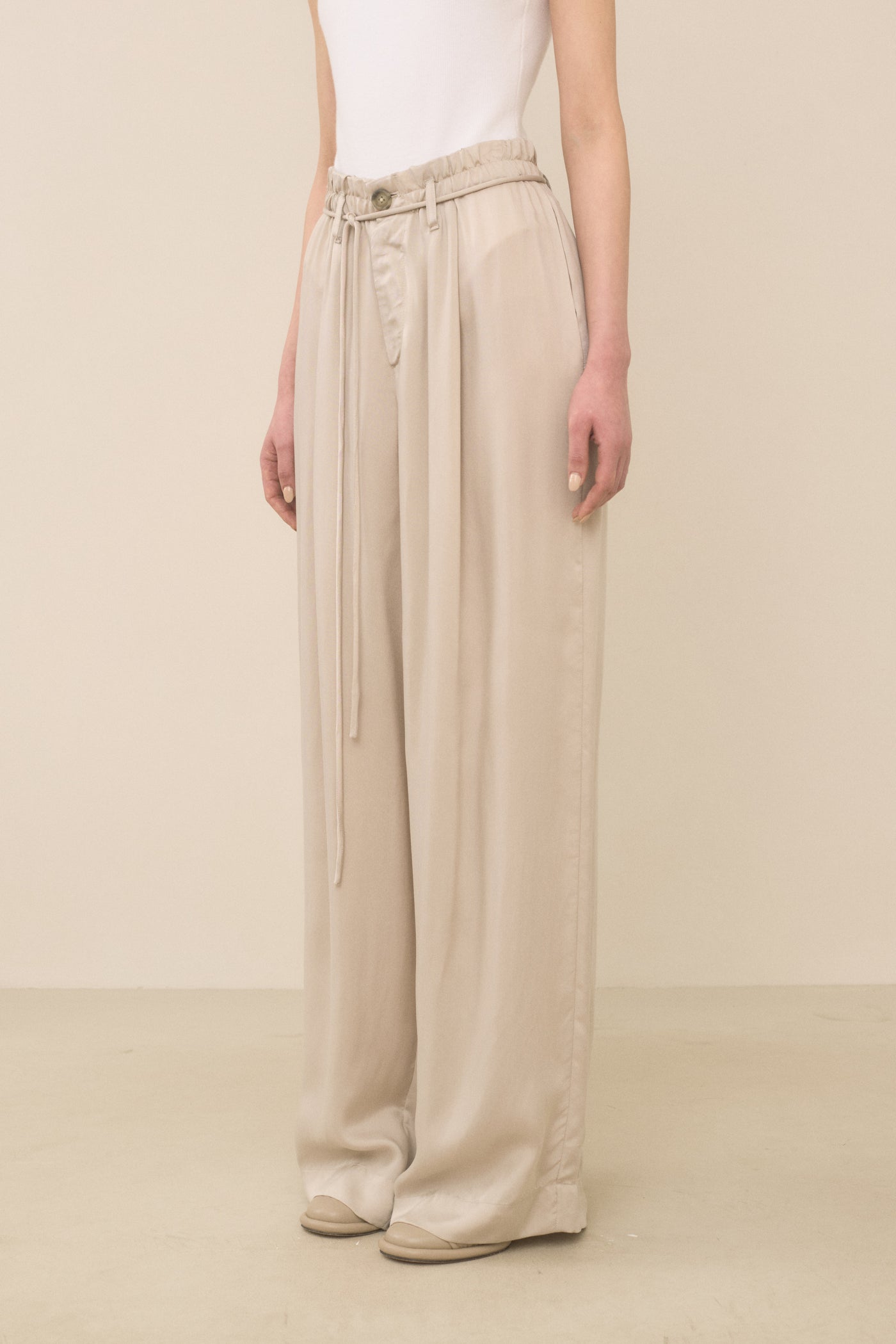 SANDED TROUSER