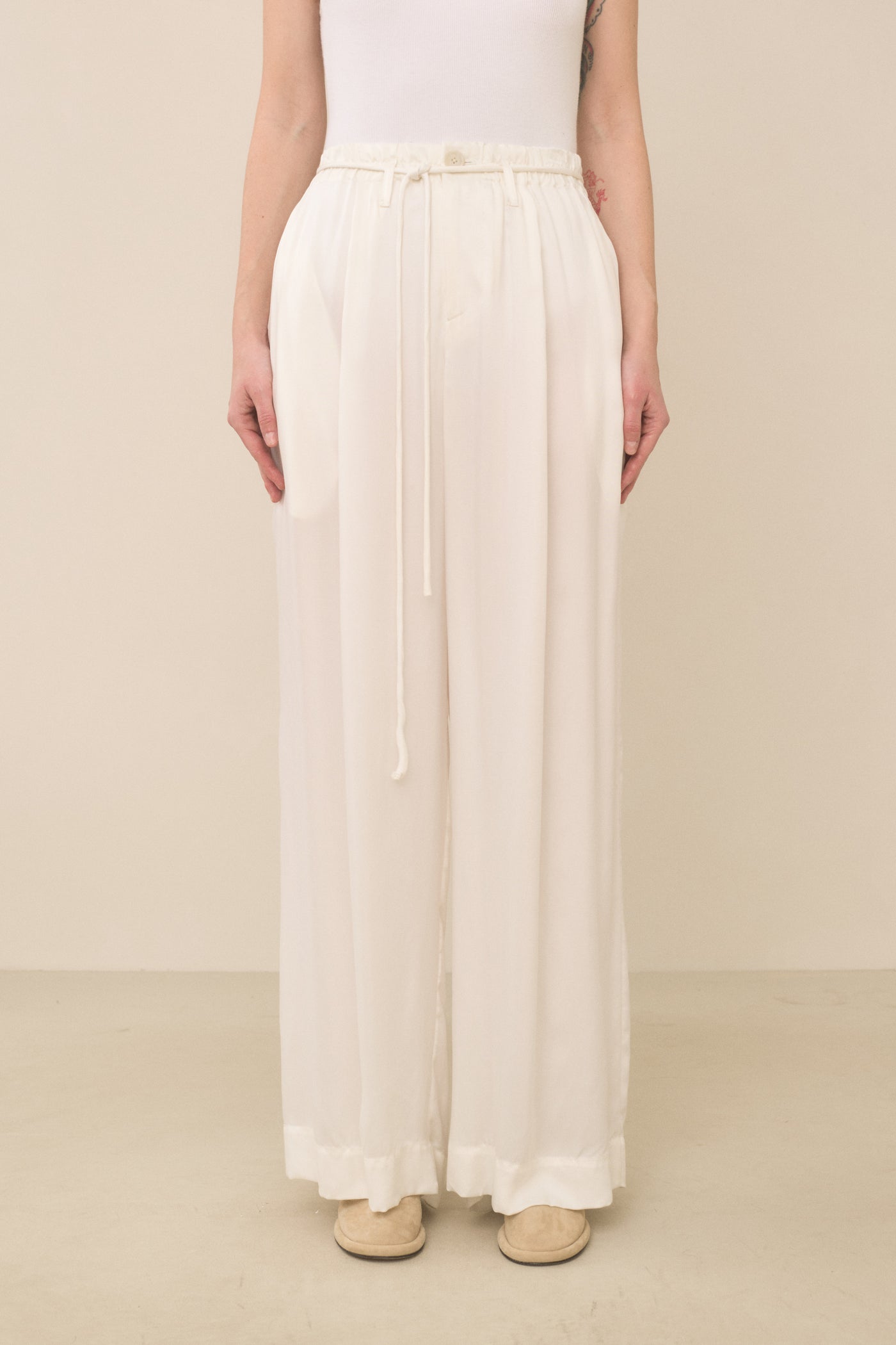 SANDED TROUSER