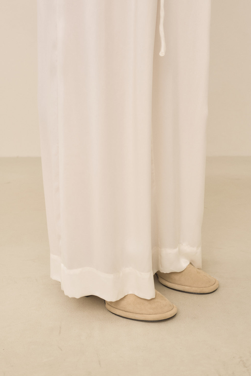 SANDED TROUSER