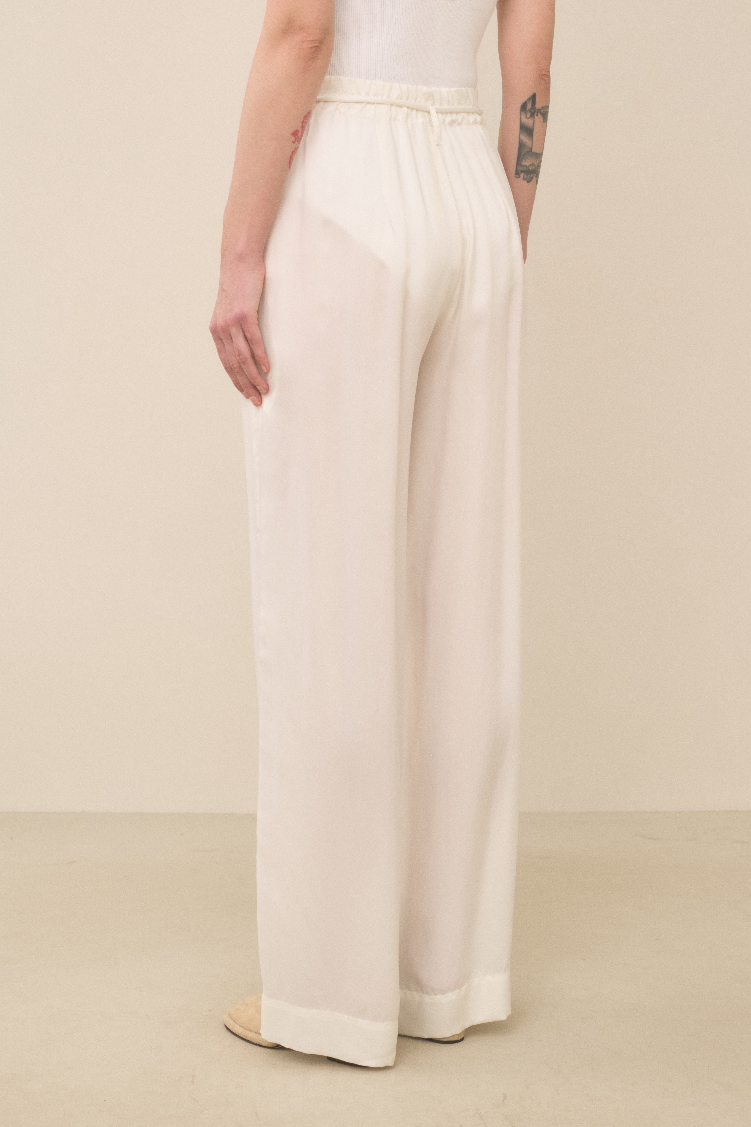SANDED TROUSER