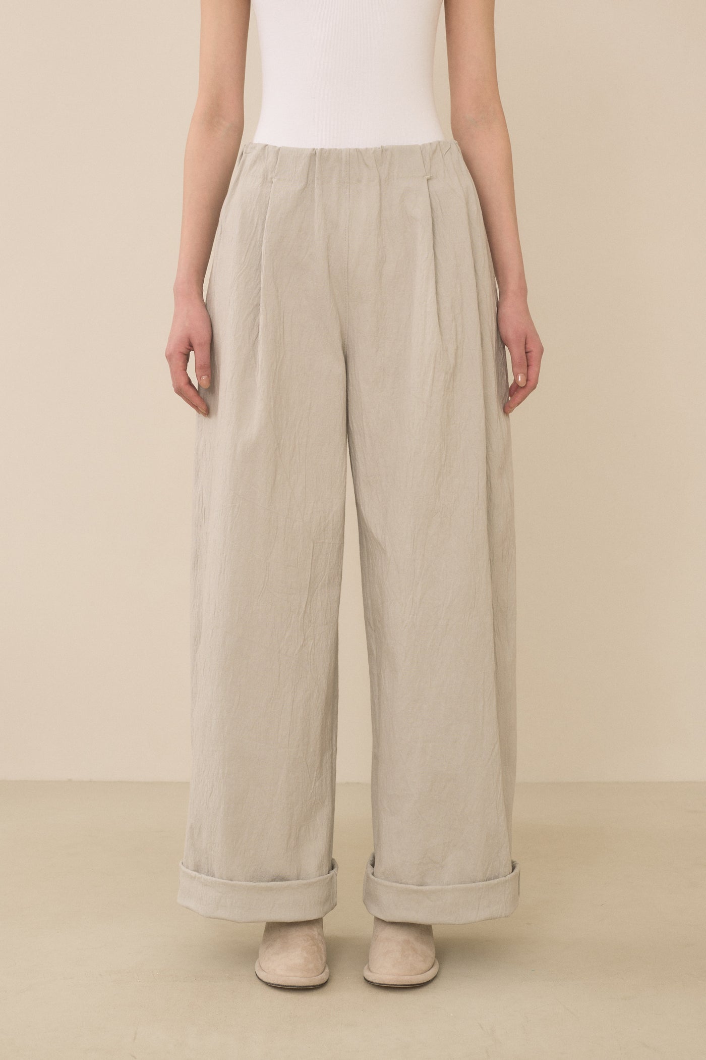 TEXTURE TROUSER