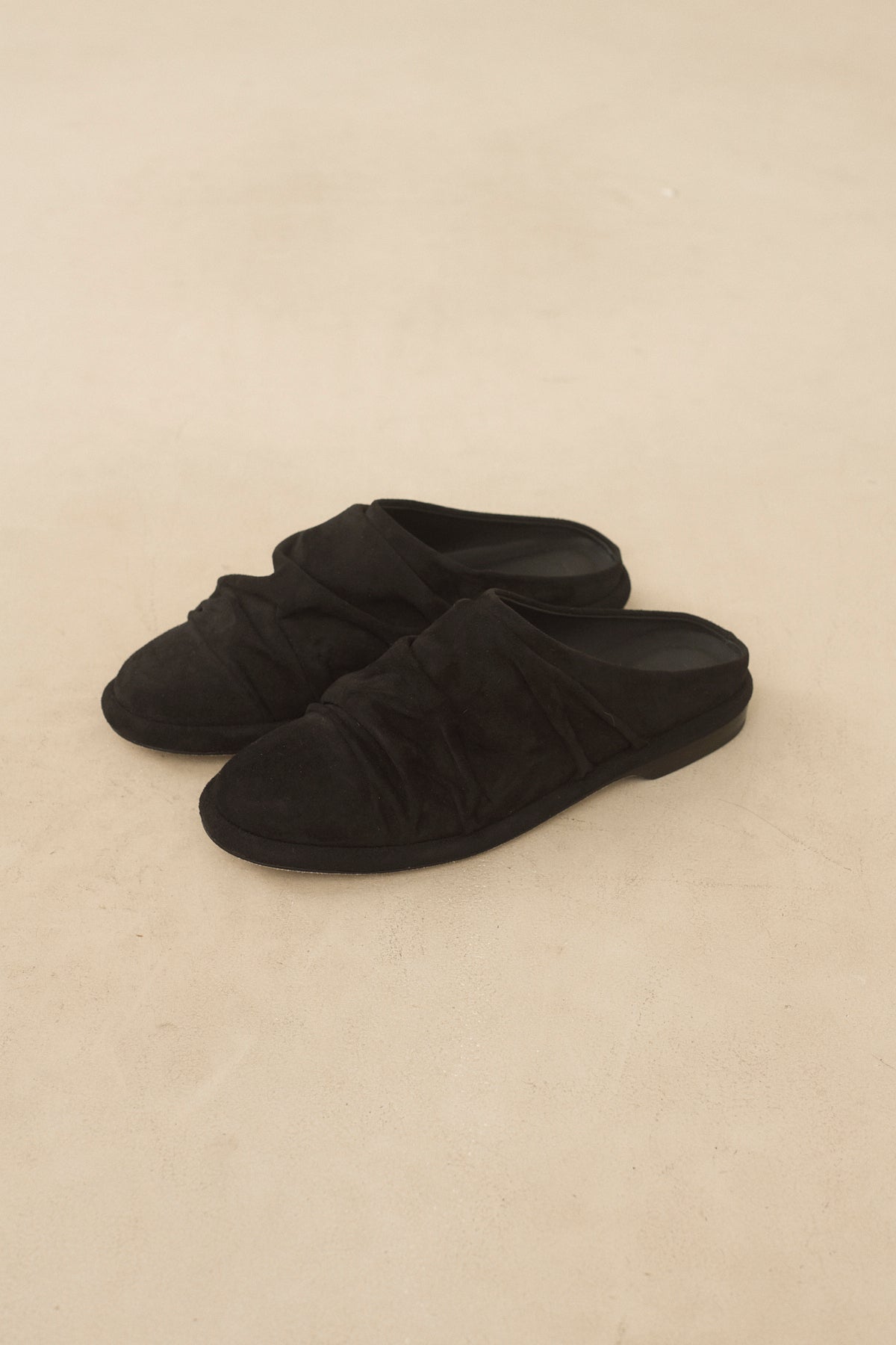 SUEDE FORM MULE
