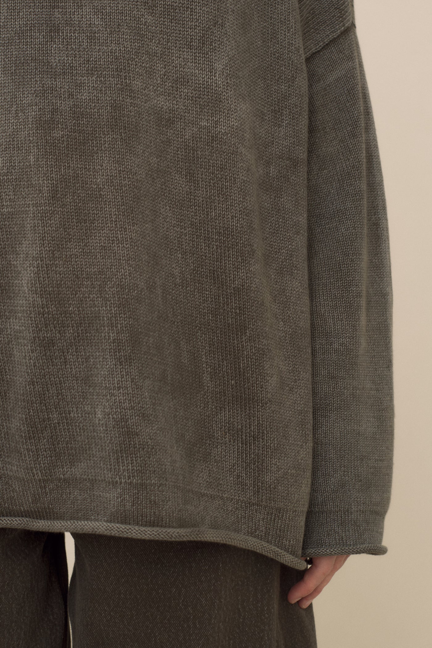 FADE ROLLNECK