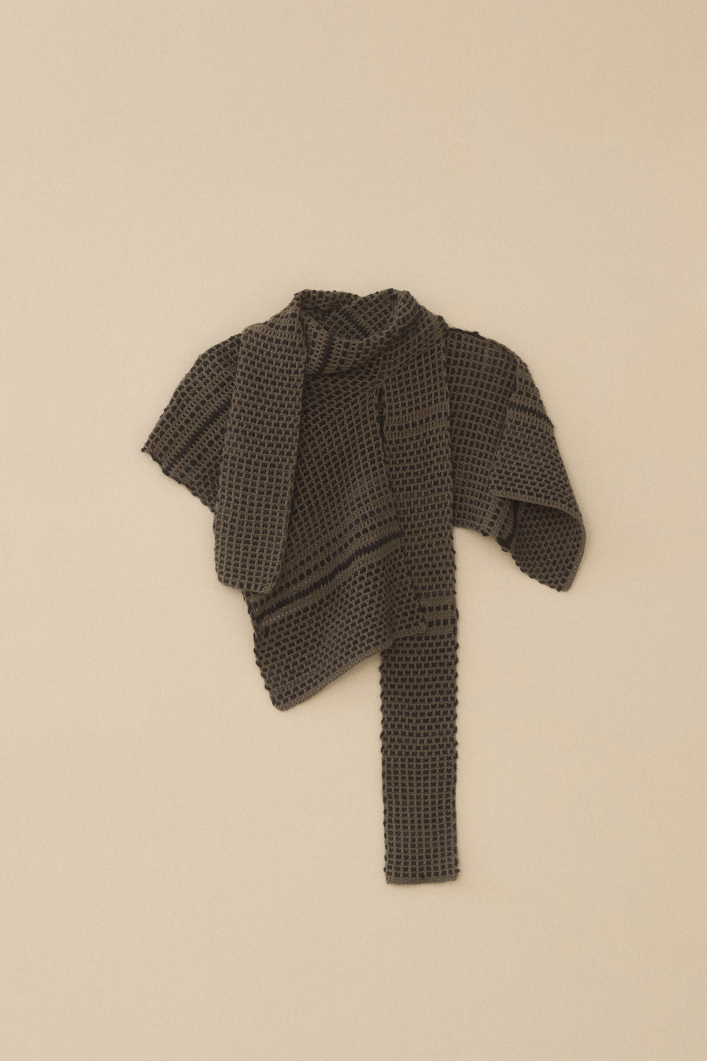 EMBROIDERED WRAP