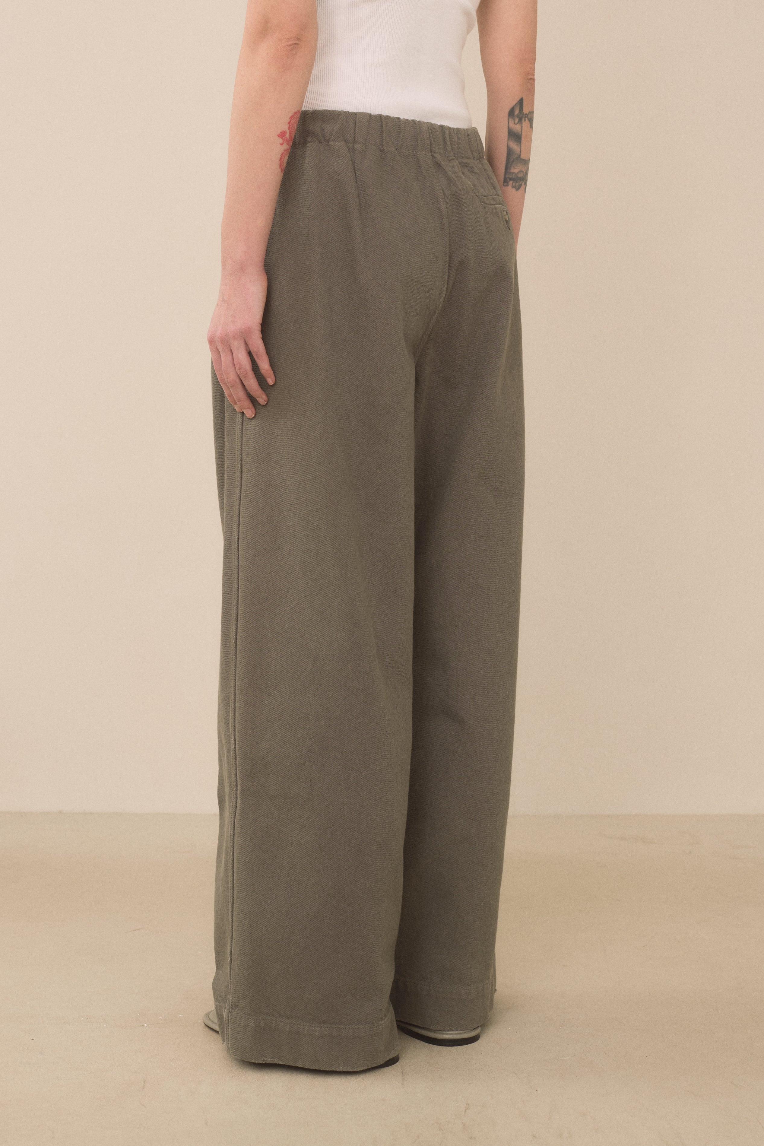 WASHED TROUSER