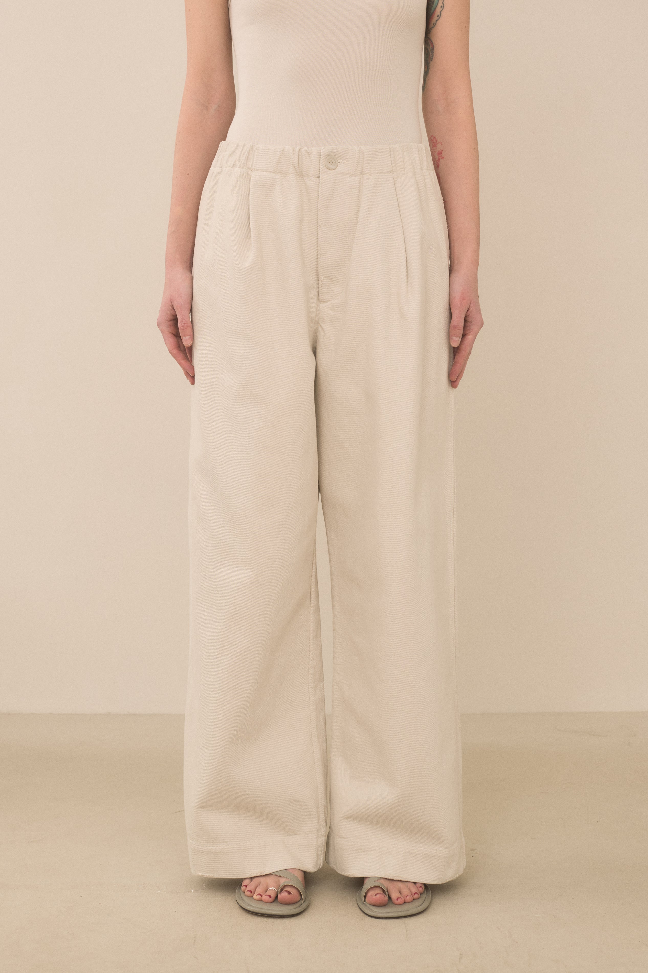 WASHED TROUSER