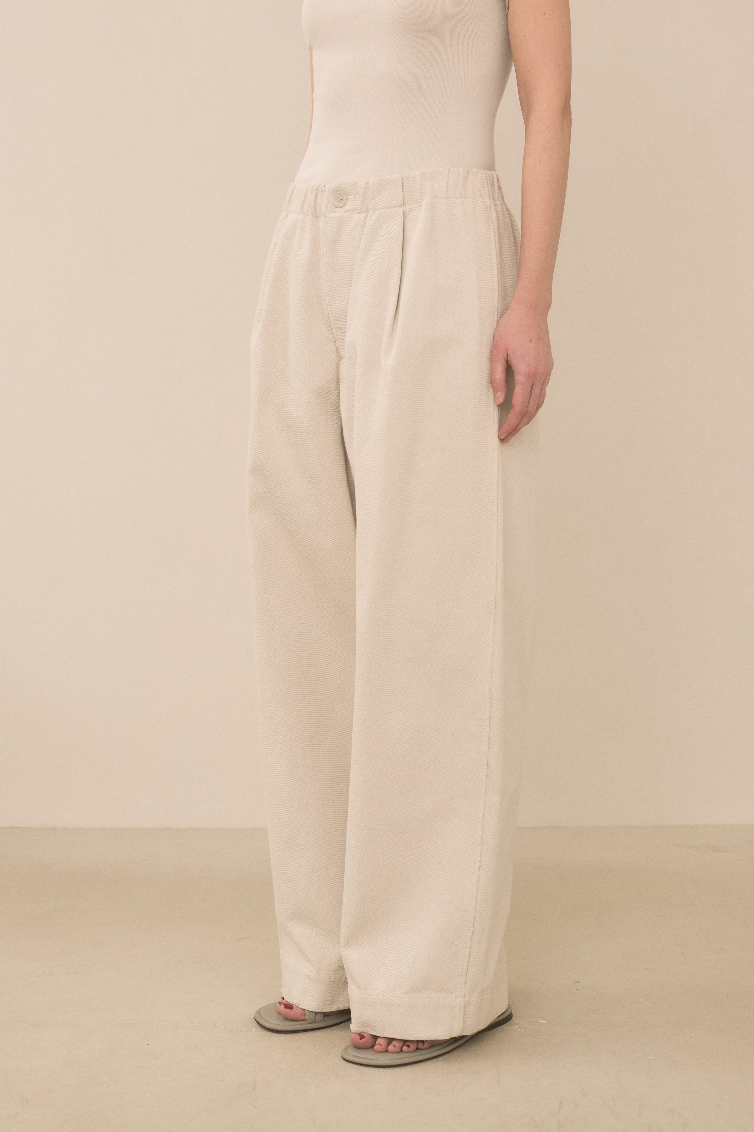 WASHED TROUSER