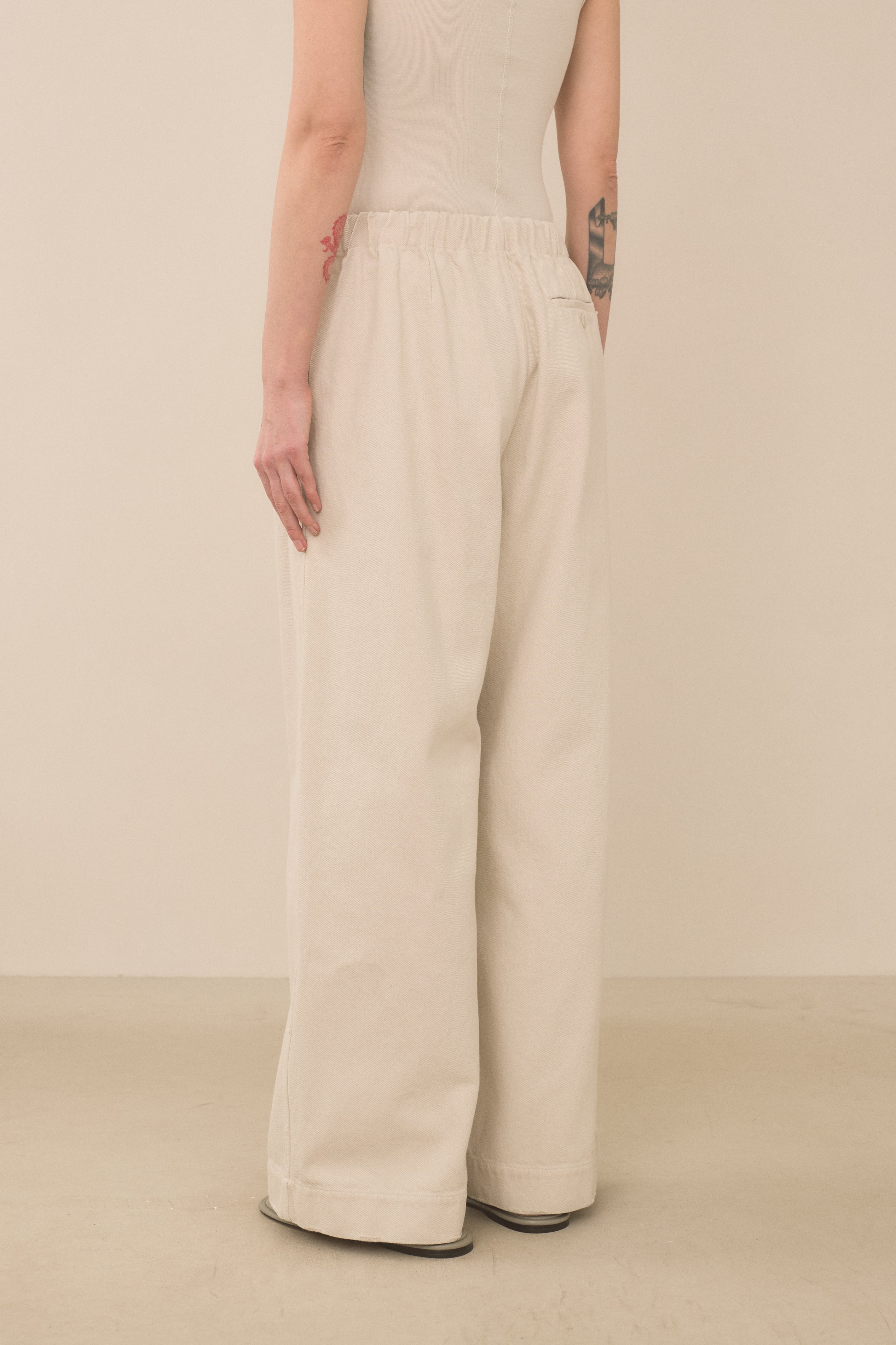 WASHED TROUSER