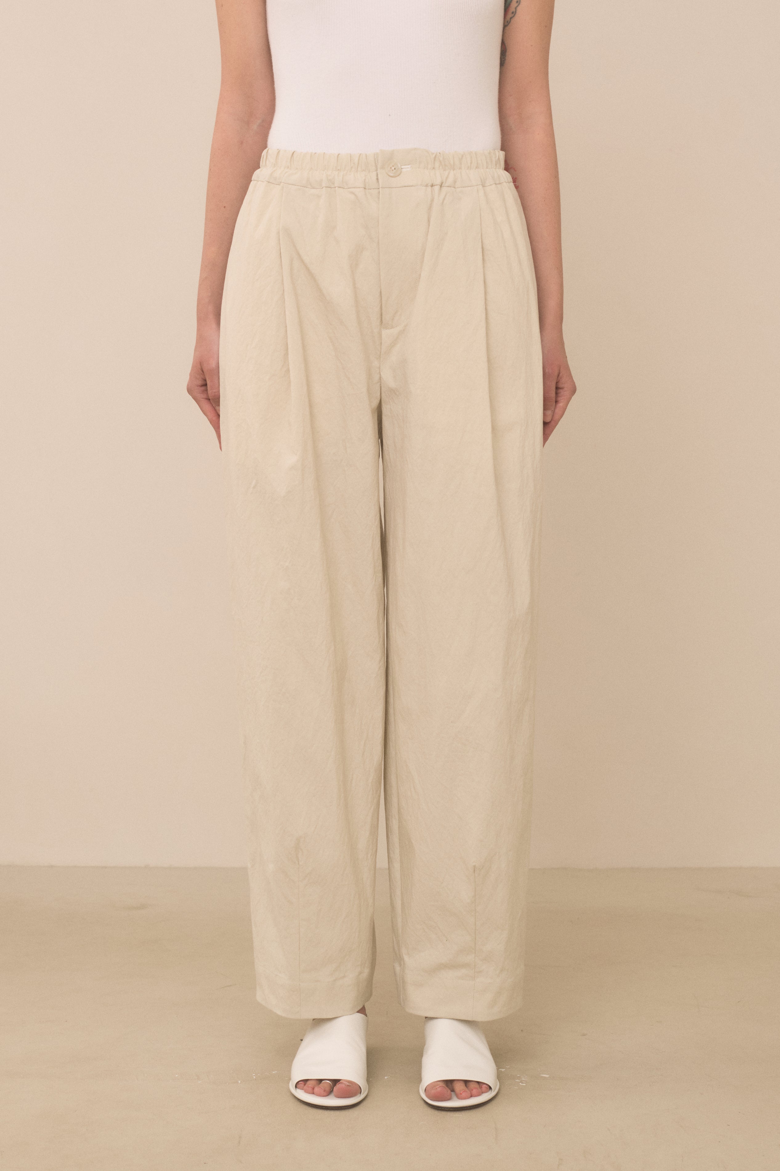 TAPER TROUSER