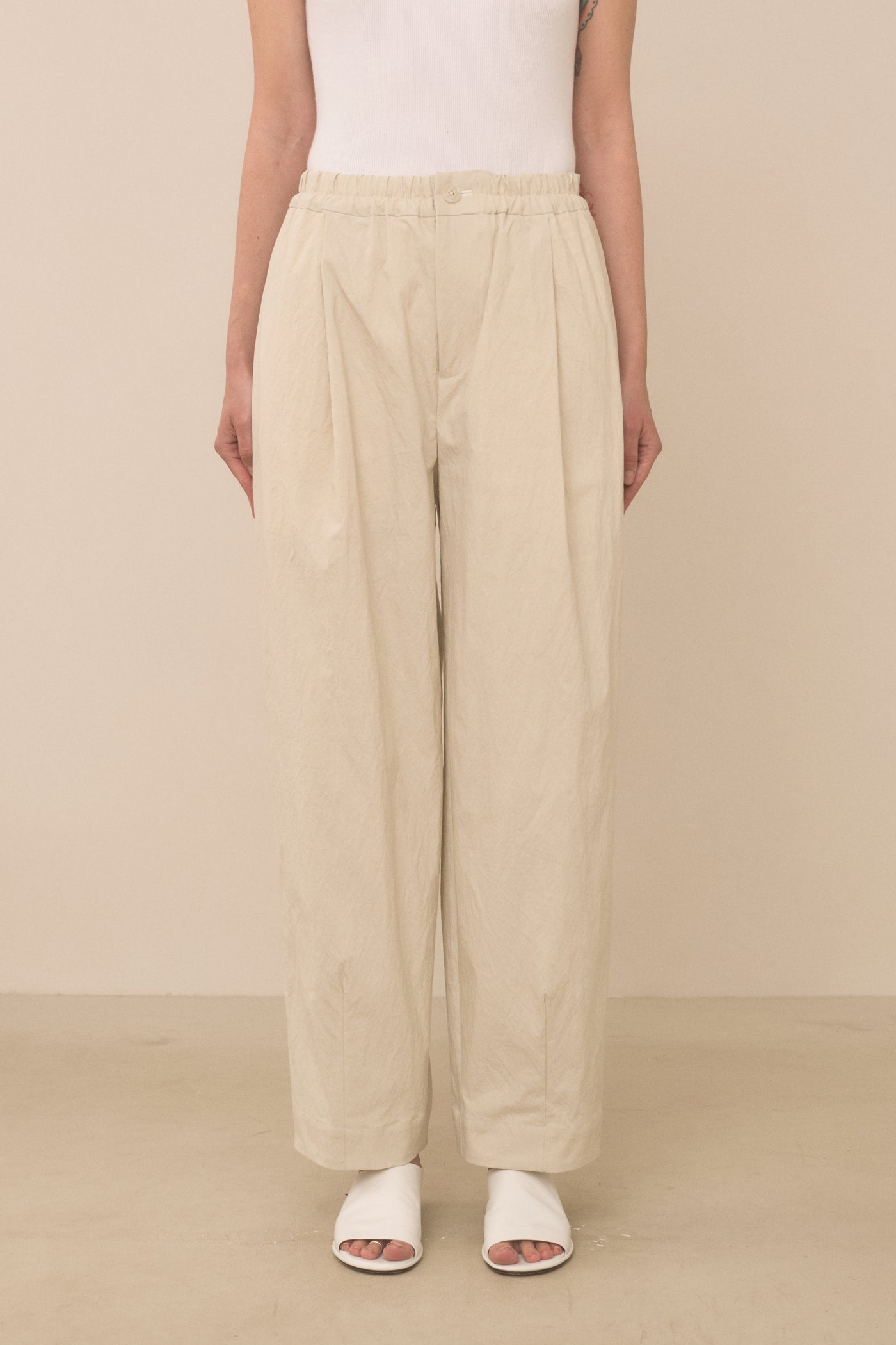 TAPER TROUSER