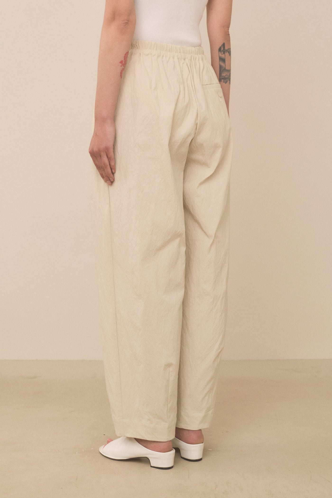 TAPER TROUSER