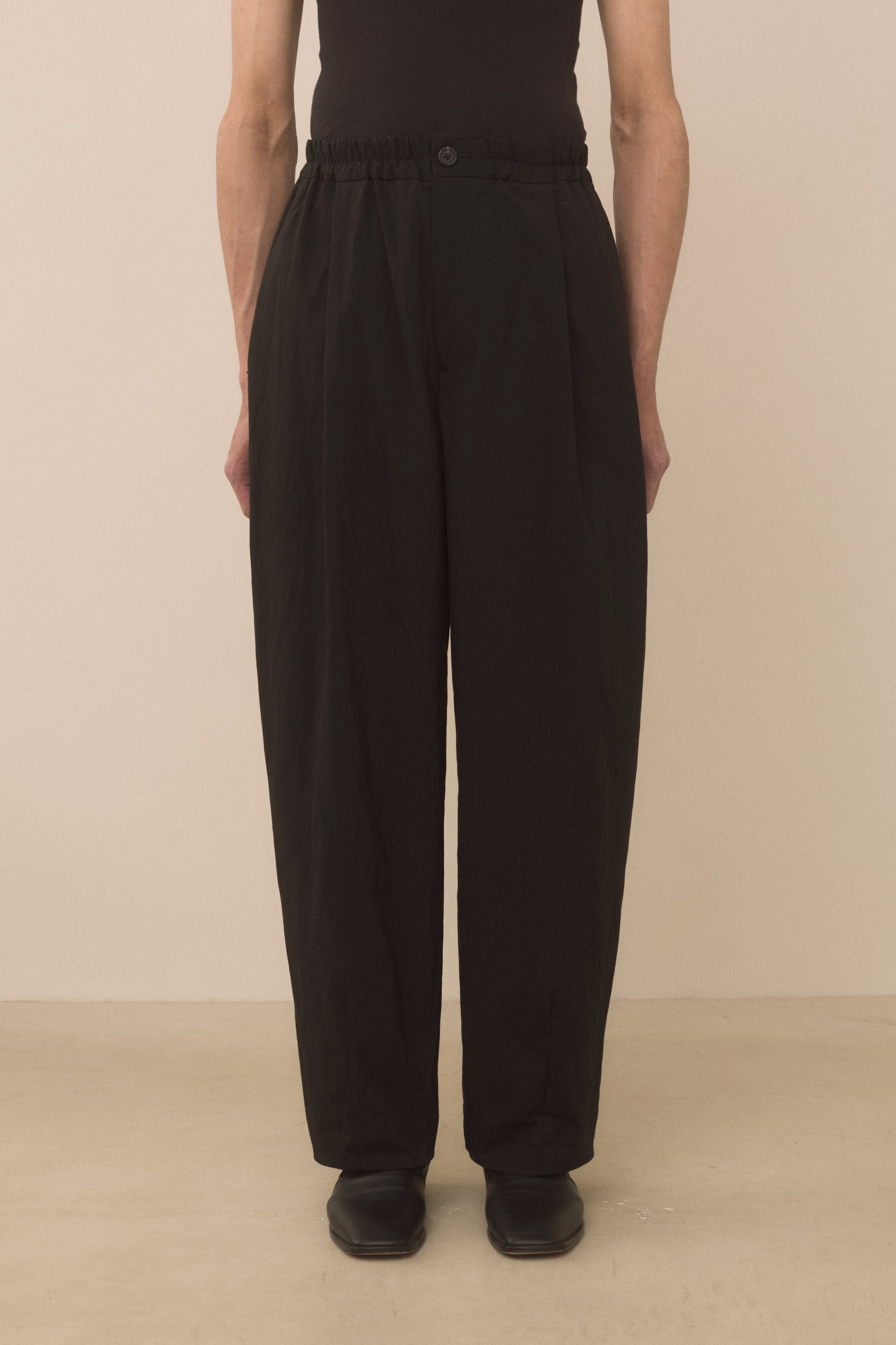 TAPER TROUSER