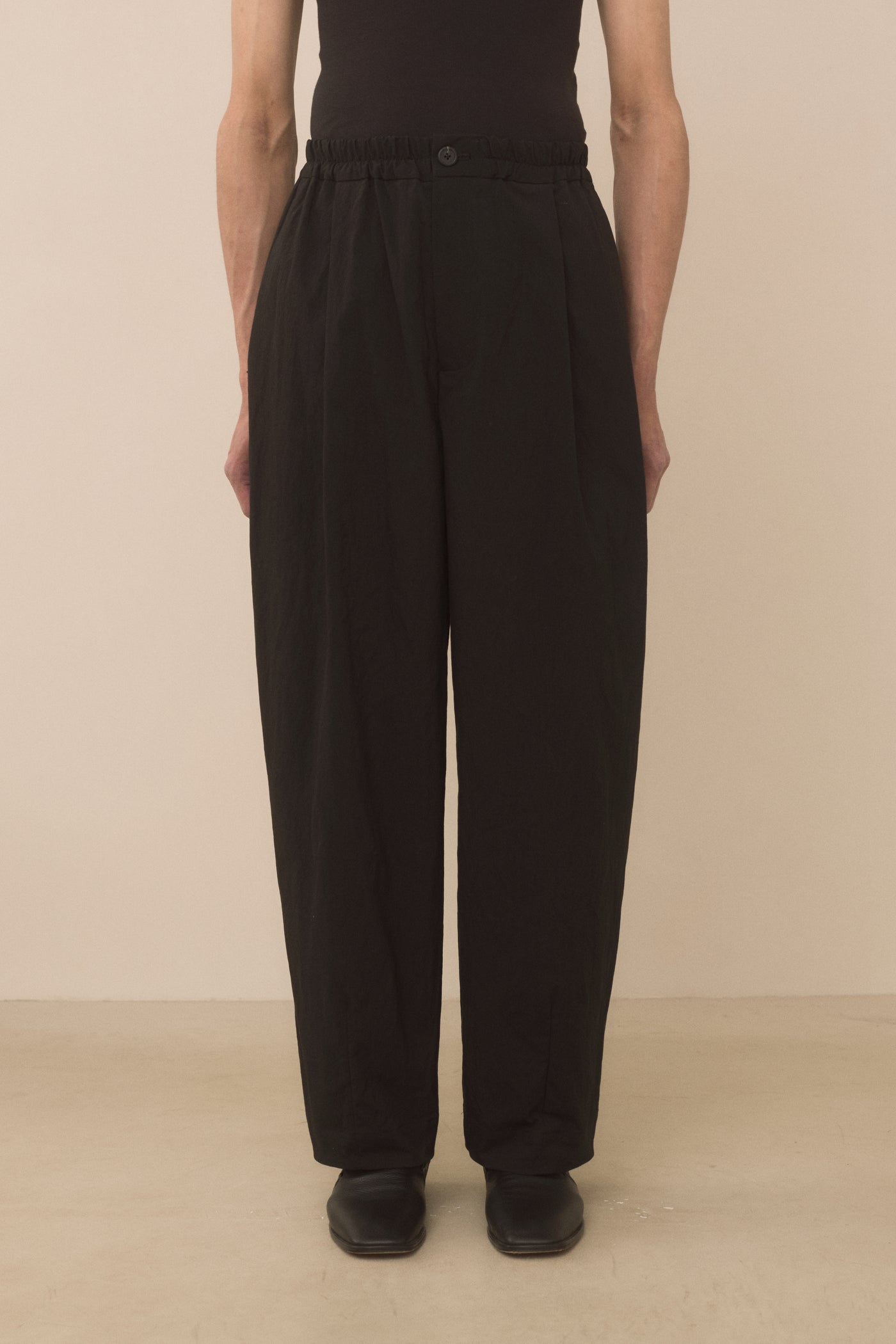 TAPER TROUSER