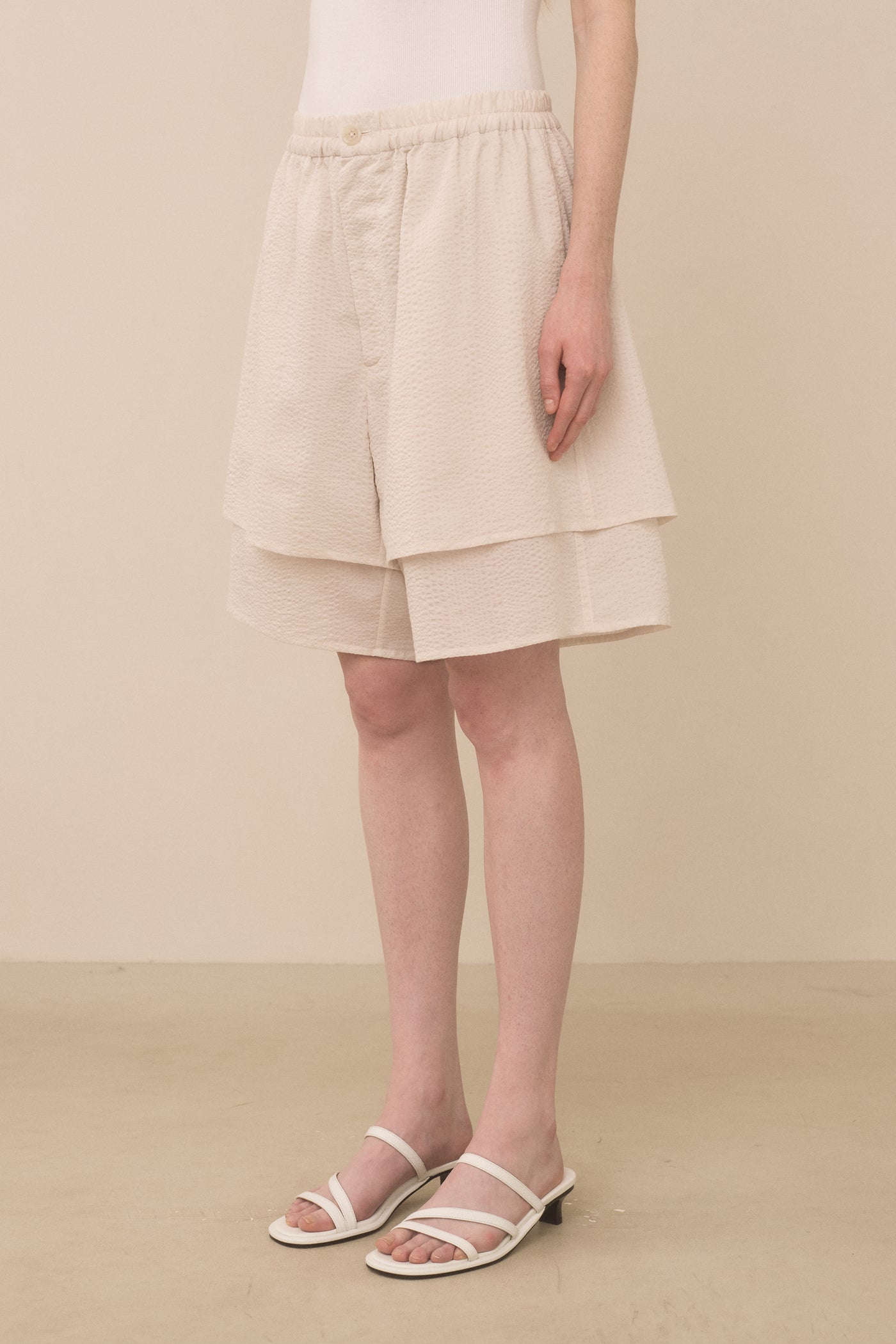 PEBBLED SHORTS