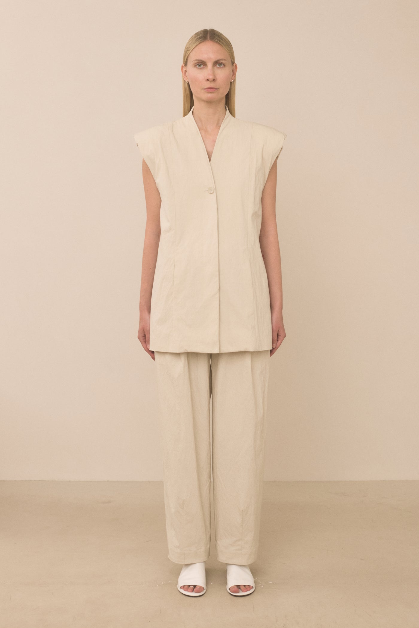 TAPER TROUSER