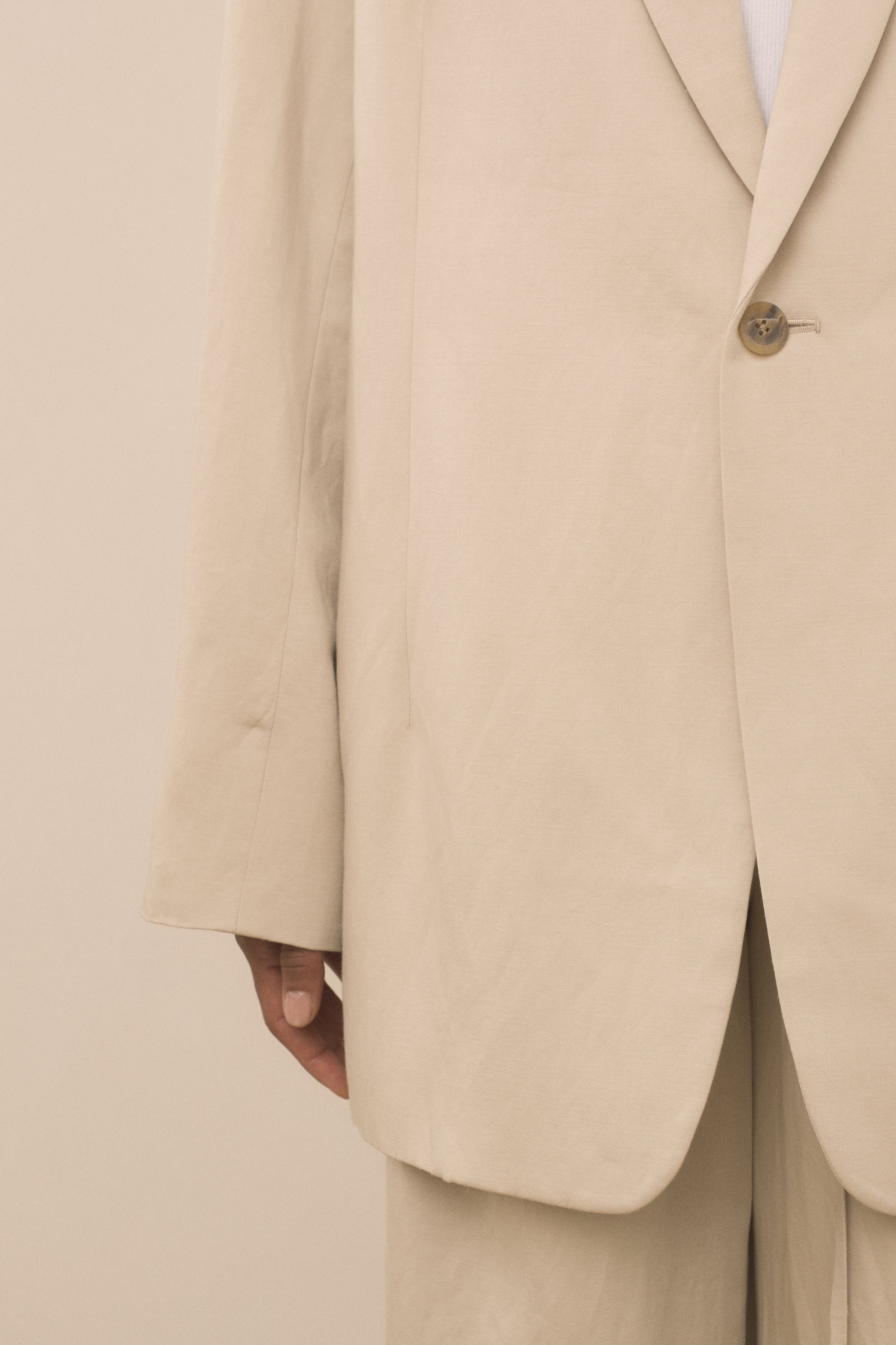 SATIN BLAZER