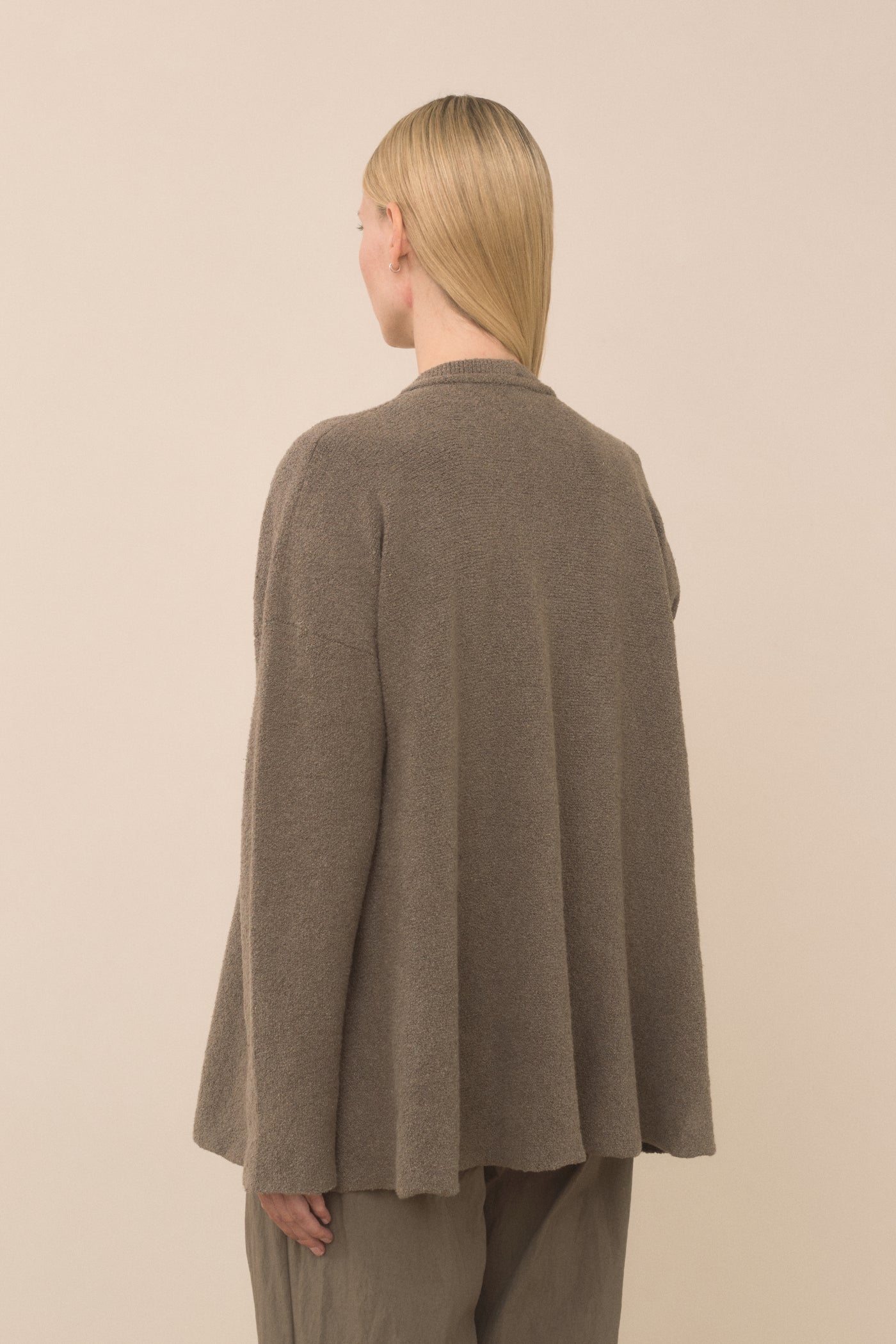 SHORT UZBEK CARDIGAN SPF26