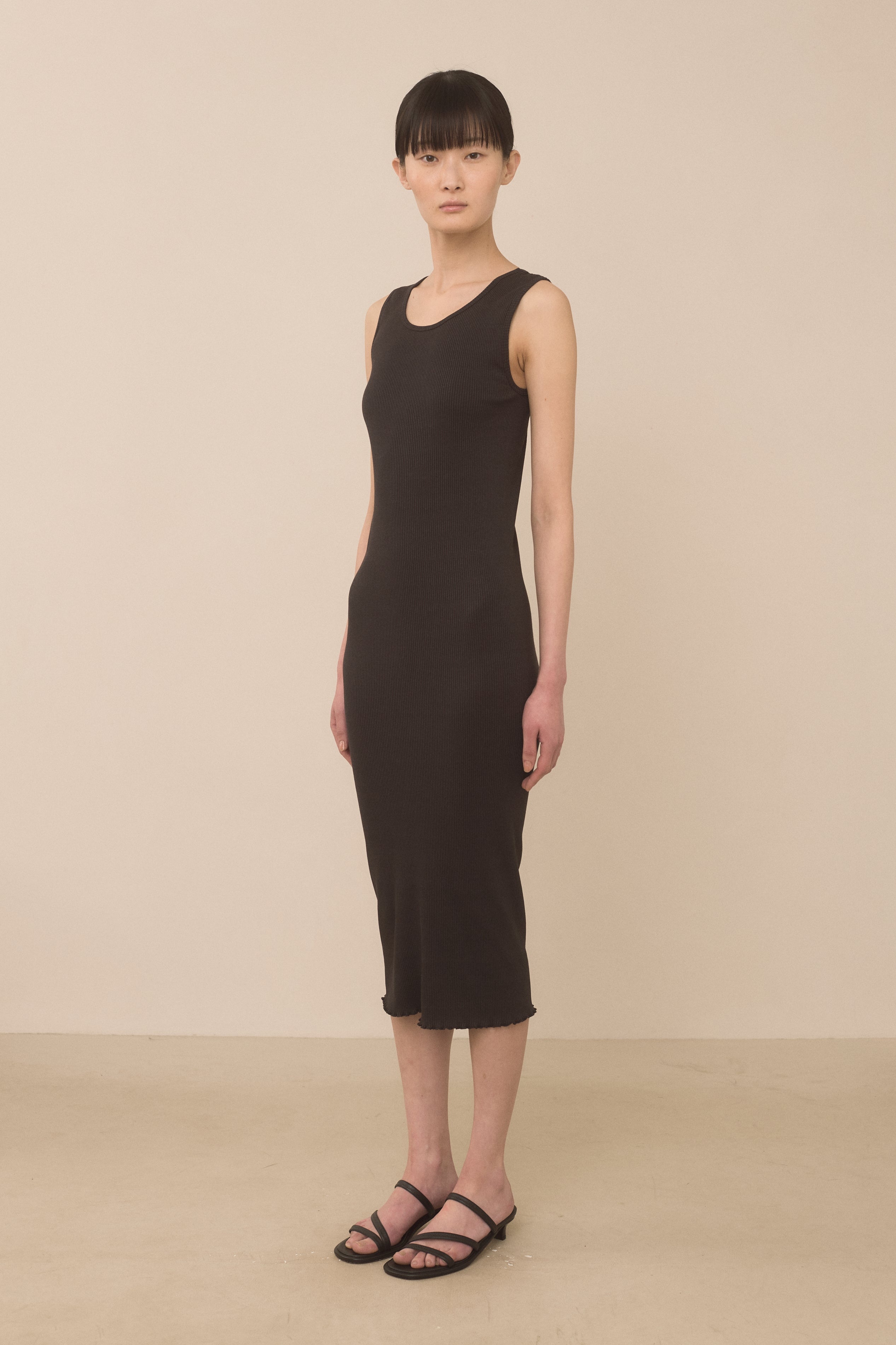 RUFFLE RIB DRESS