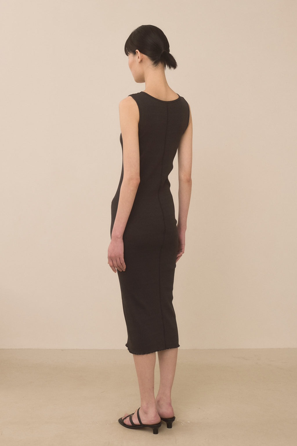 RUFFLE RIB DRESS