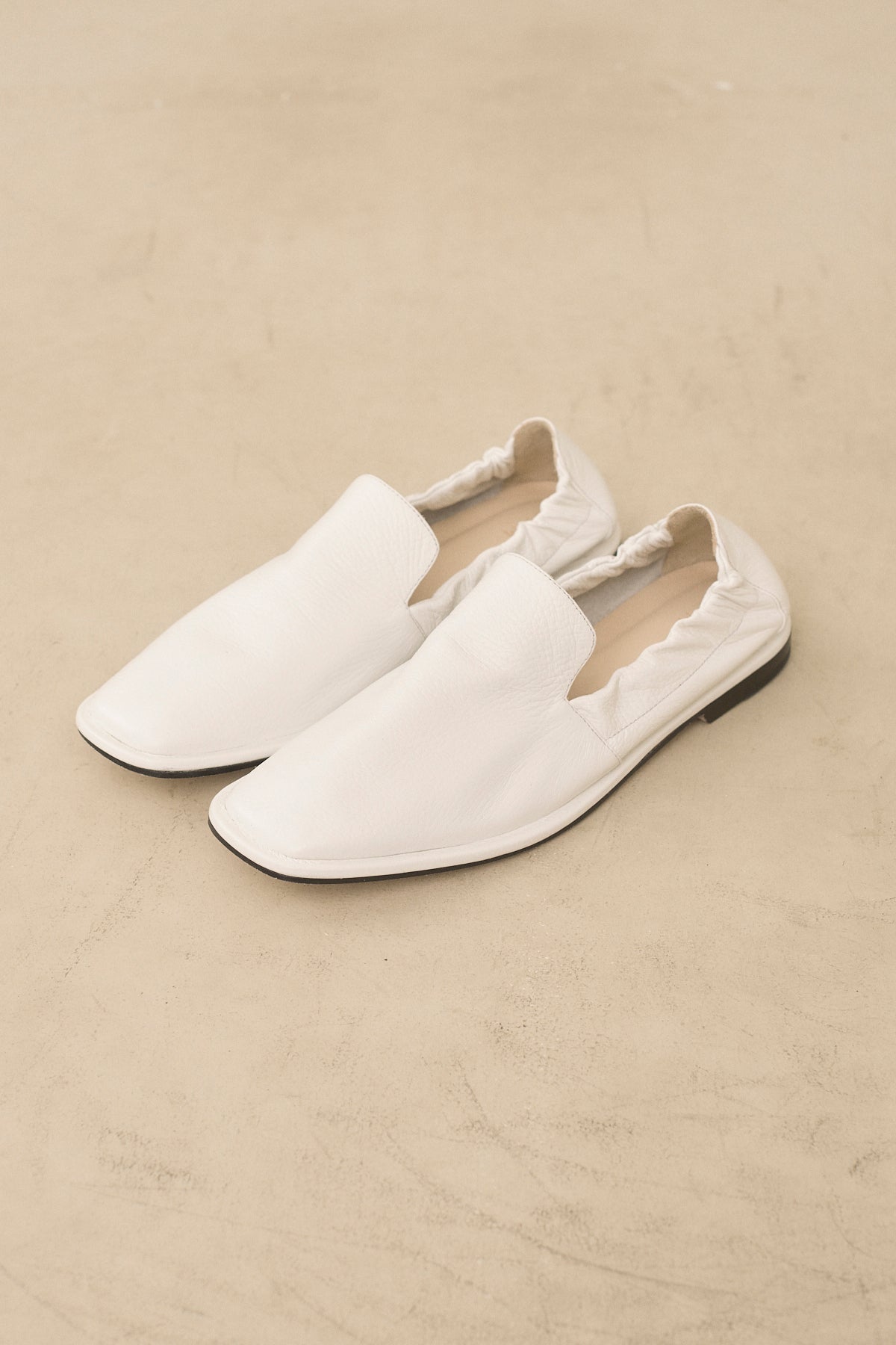SOFT NEW BANDED LOAFER