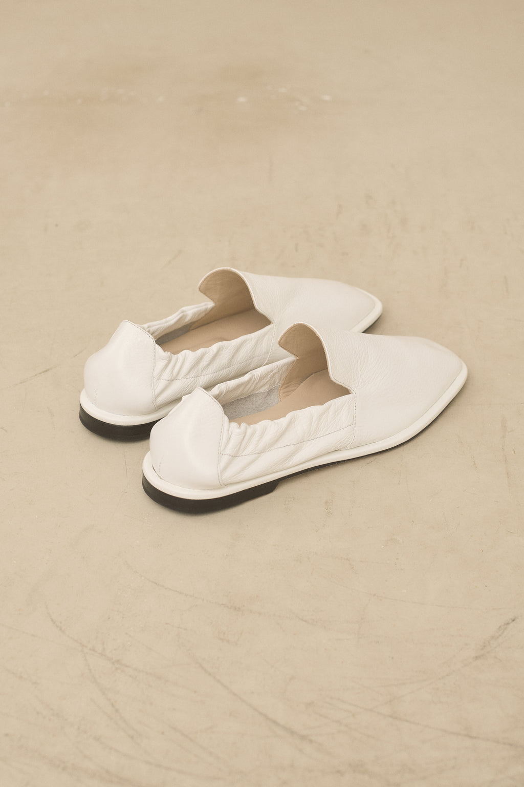 SOFT NEW BANDED LOAFER