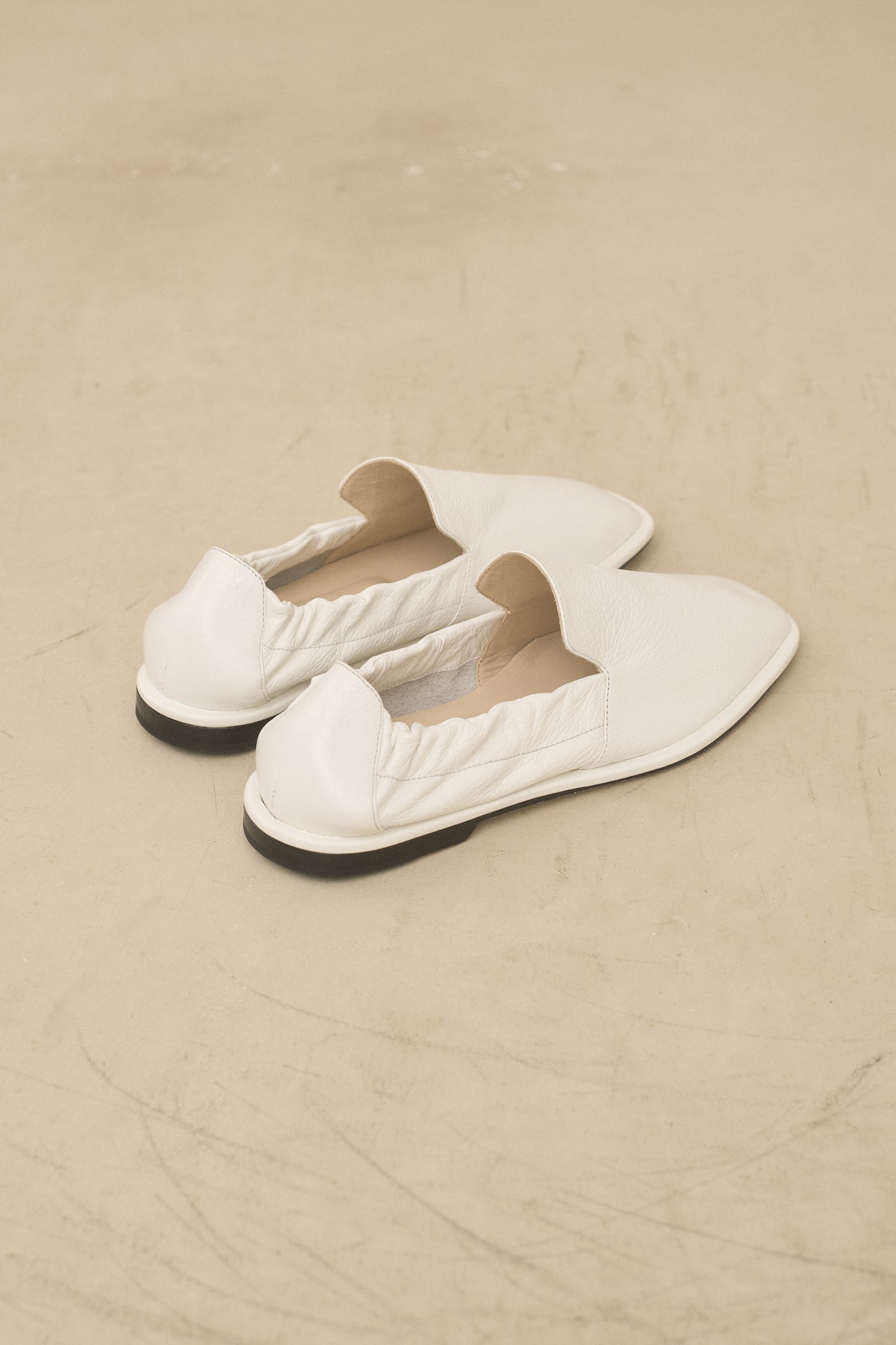 SOFT NEW BANDED LOAFER